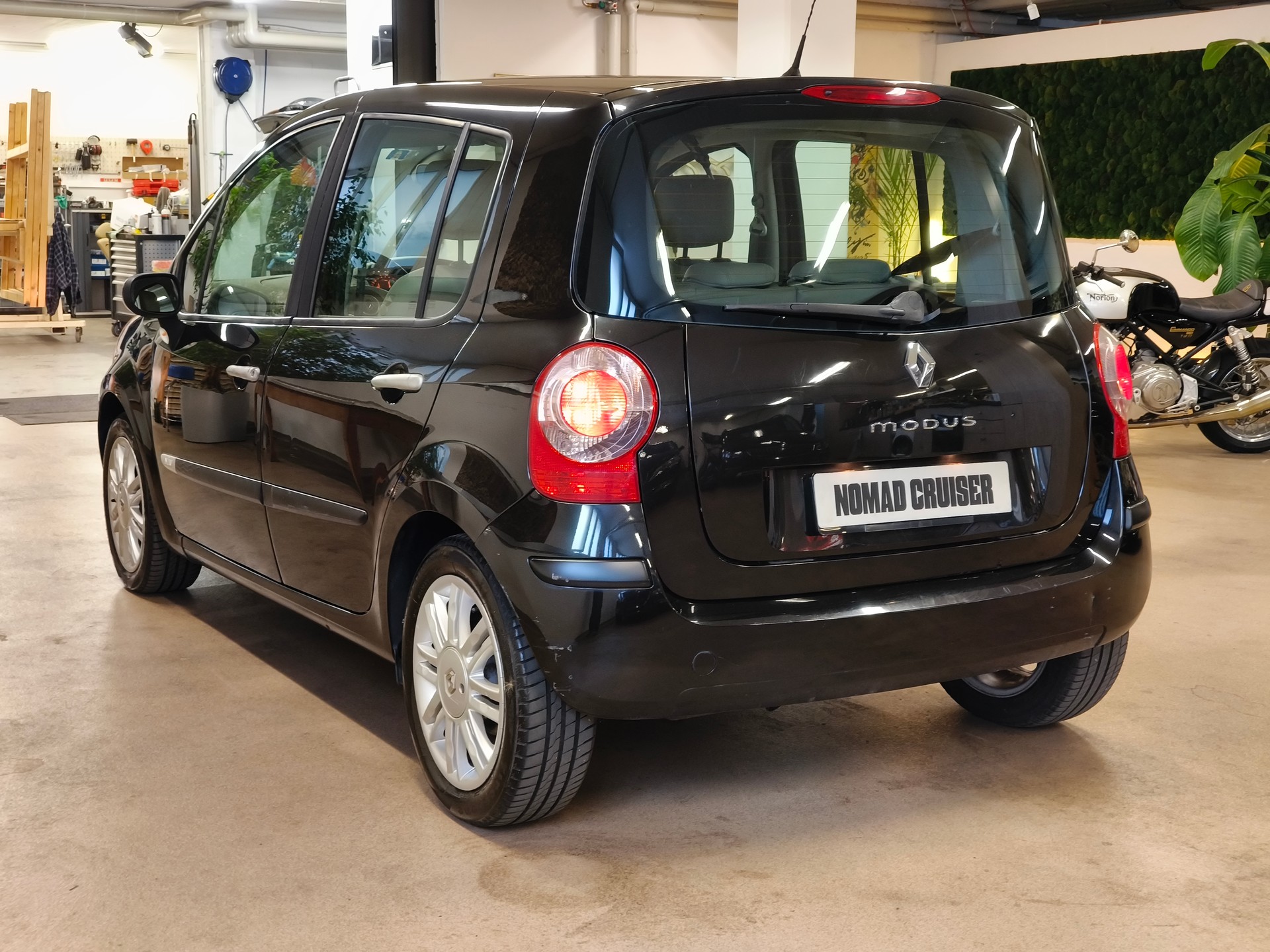 RENAULT Modus 1.6 16V Initiale-image-12