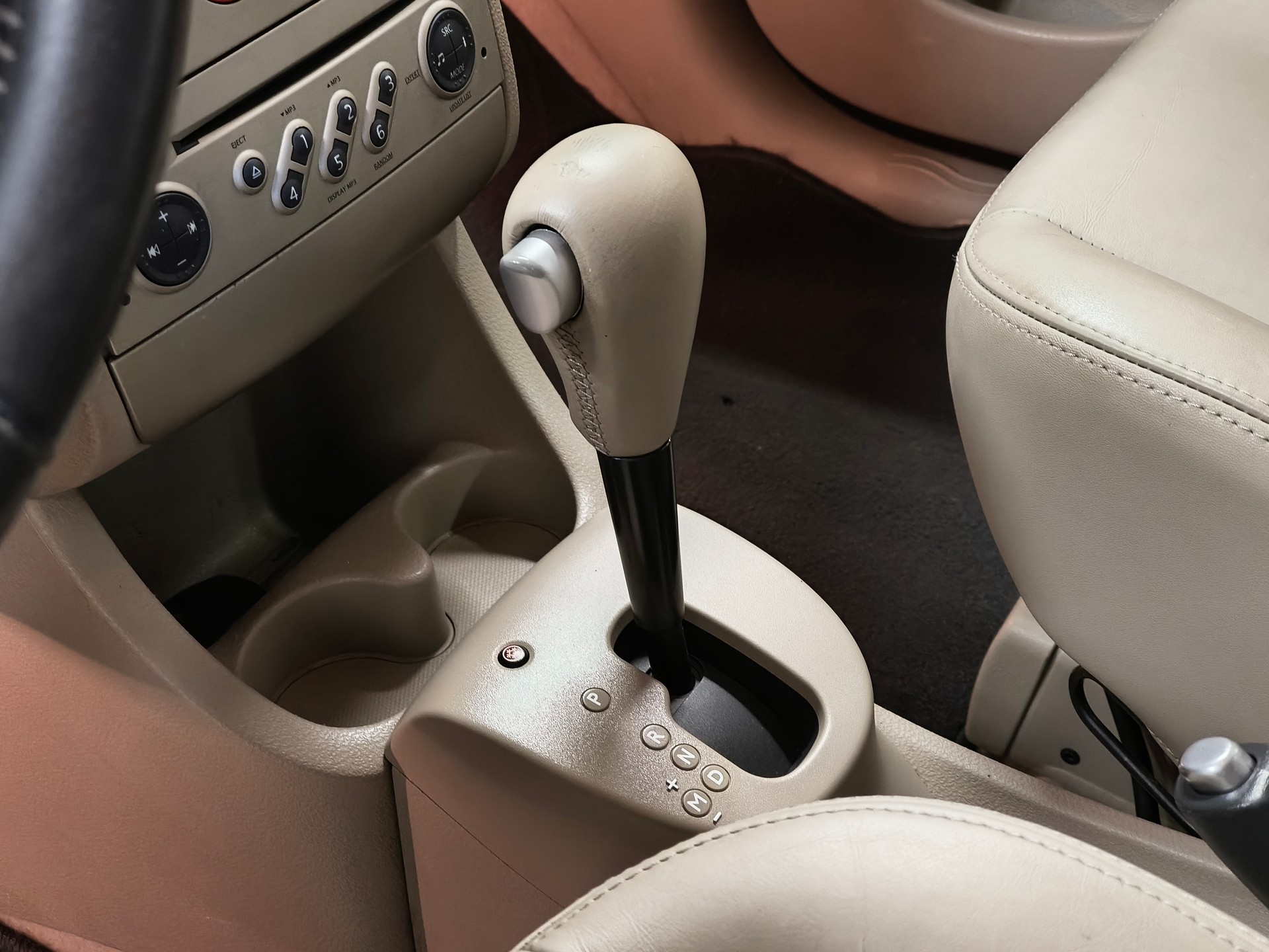 RENAULT Modus 1.6 16V Initiale-image-14