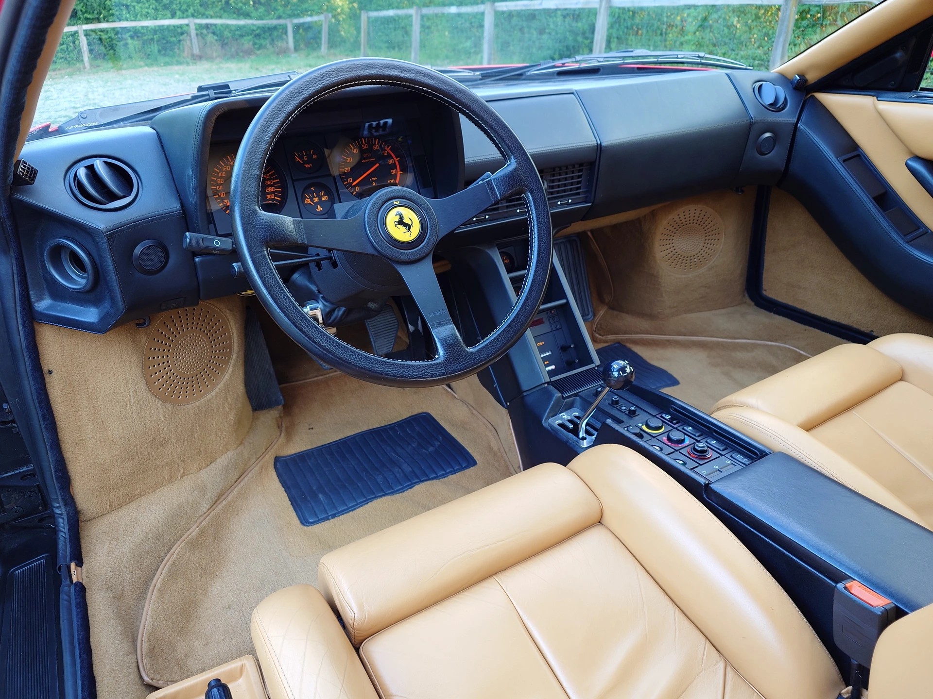 FERRARI Testarossa-image-9