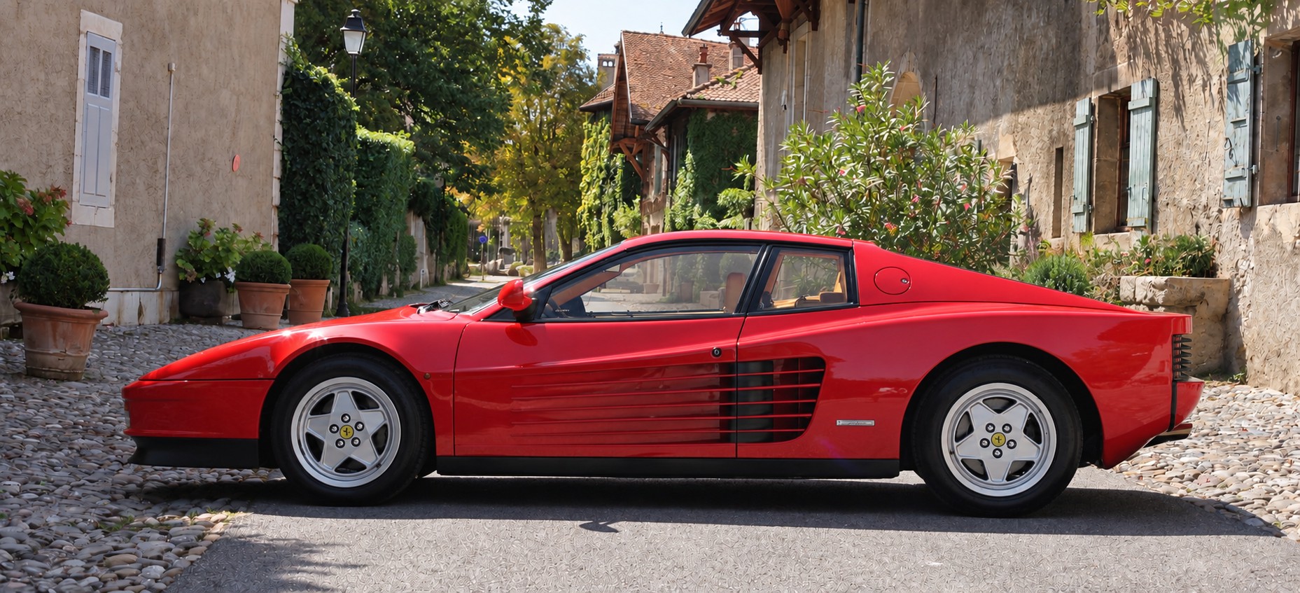 FERRARI Testarossa-image-1