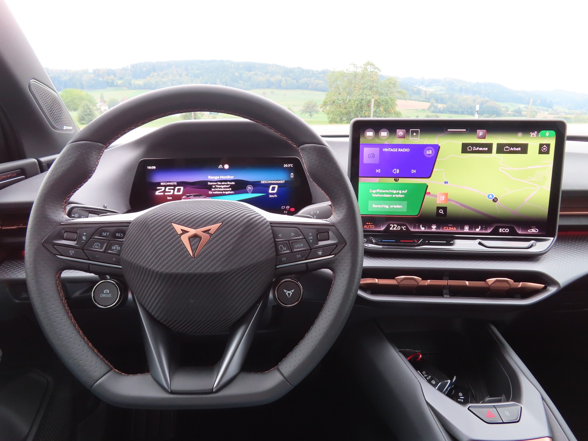 CUPRA Raval 52 kWh ENDURANCE LAUNCH EDITION DYNAMIC PLUS PLASMA-image-8
