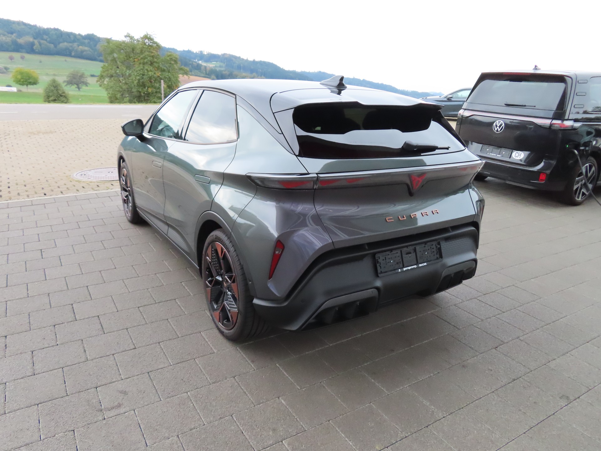 CUPRA Raval 52 kWh ENDURANCE LAUNCH EDITION DYNAMIC PLUS PLASMA-image-2