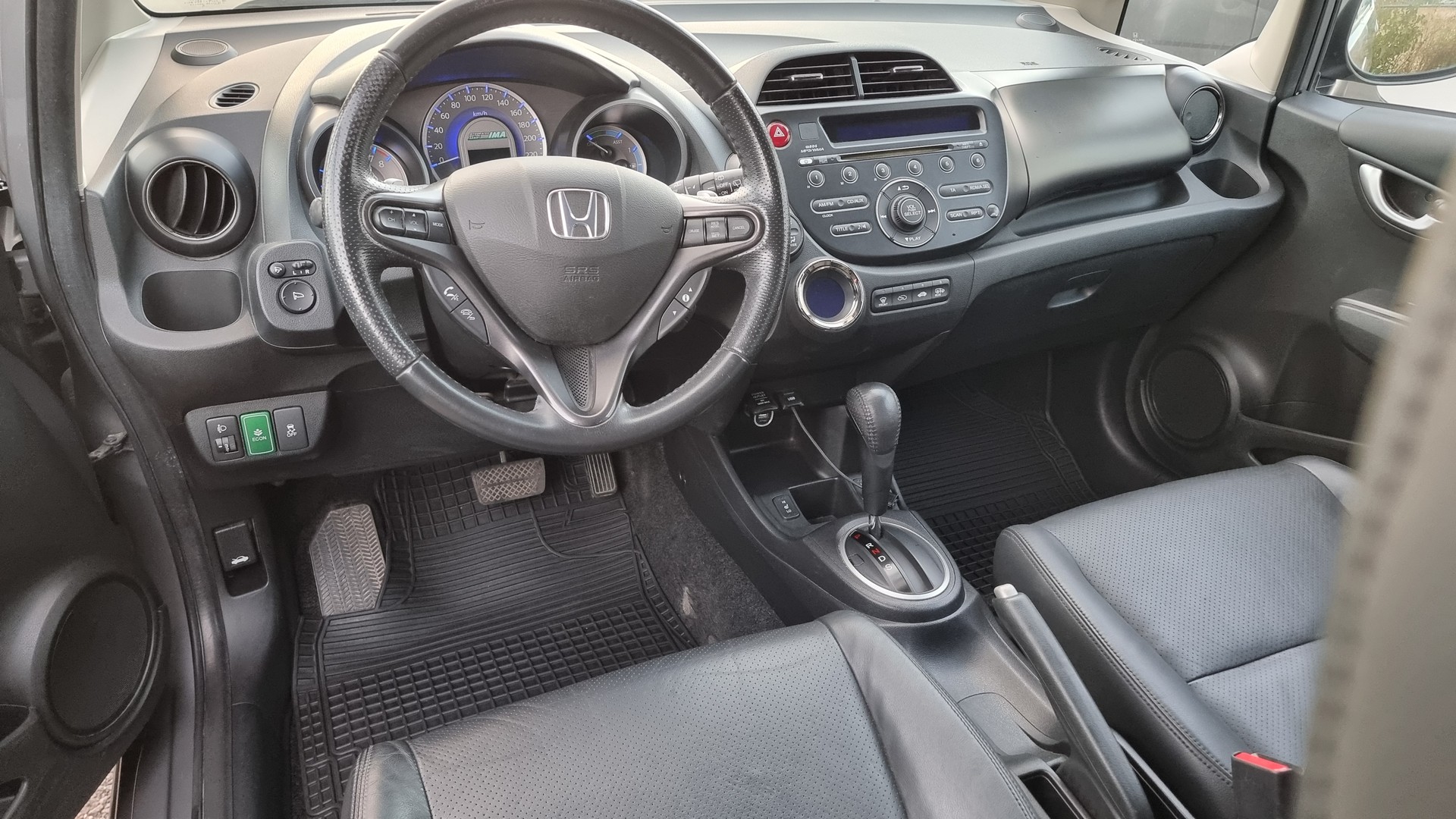 HONDA Jazz 1.3i Hybrid Comfort CVT-image-5