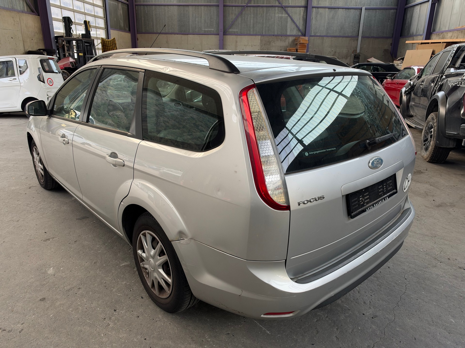 FORD Focus 1.6i VCT Carving-image-6