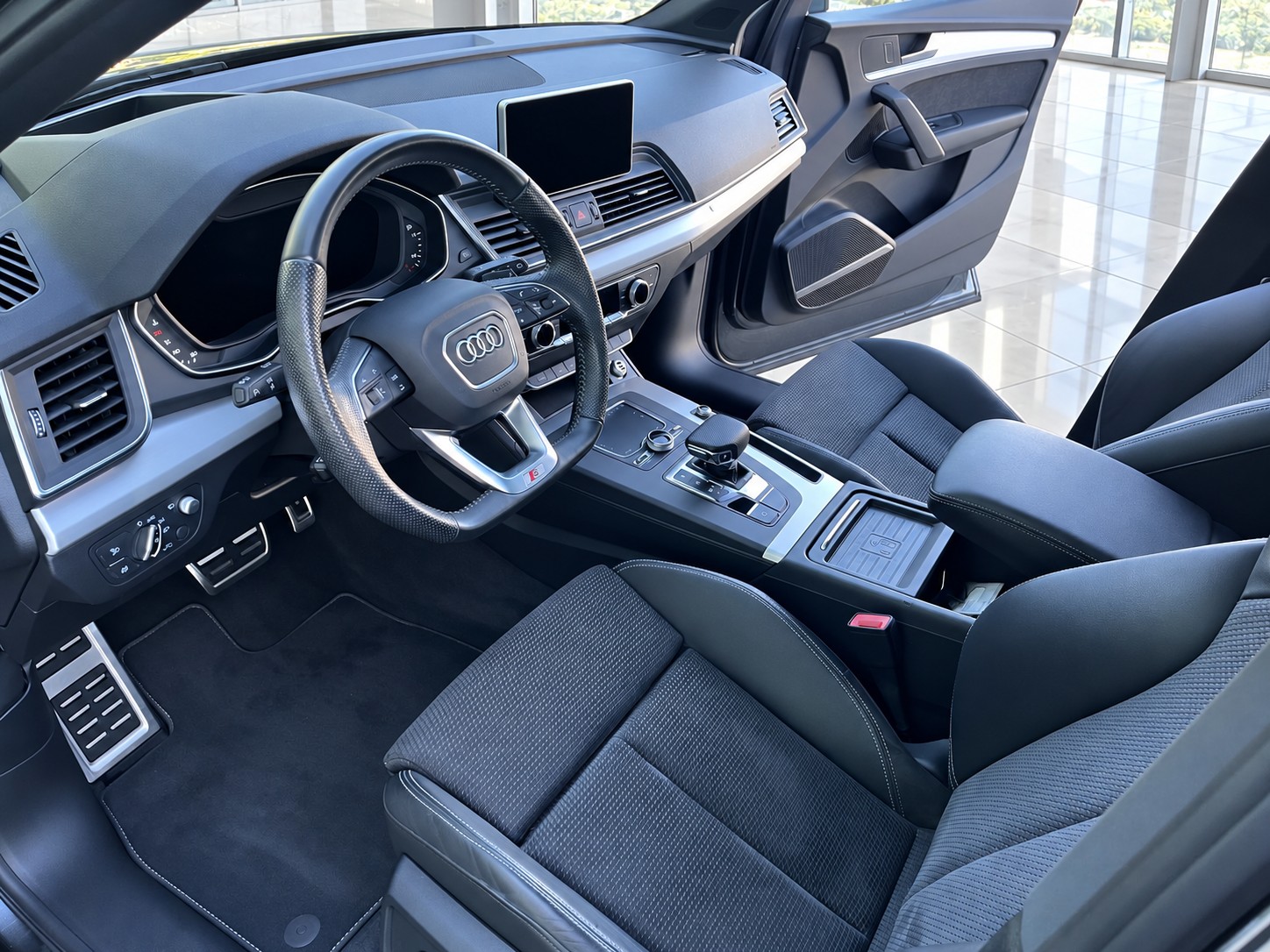 AUDI 2.0 TDI 190 Sport quat. S-Tr.-image-7