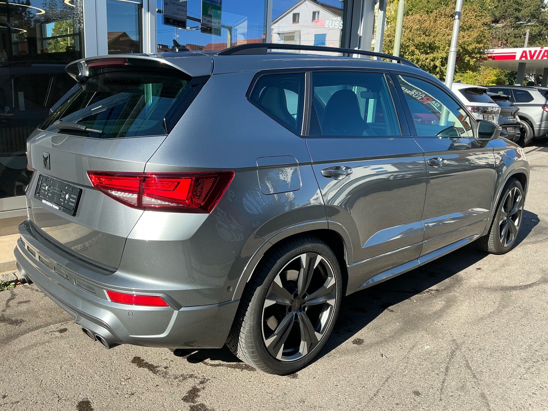 CUPRA Ateca 2.0 TSI 4Drive *** ANHÄNGERKUPPLUNG & PANORAMADACH ***-image-3