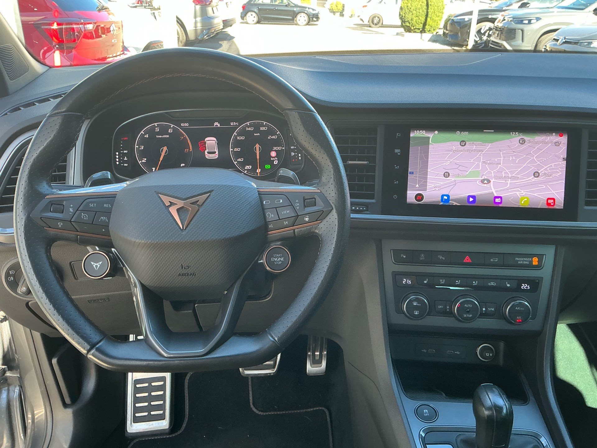 CUPRA Ateca 2.0 TSI 4Drive *** ANHÄNGERKUPPLUNG & PANORAMADACH ***-image-9