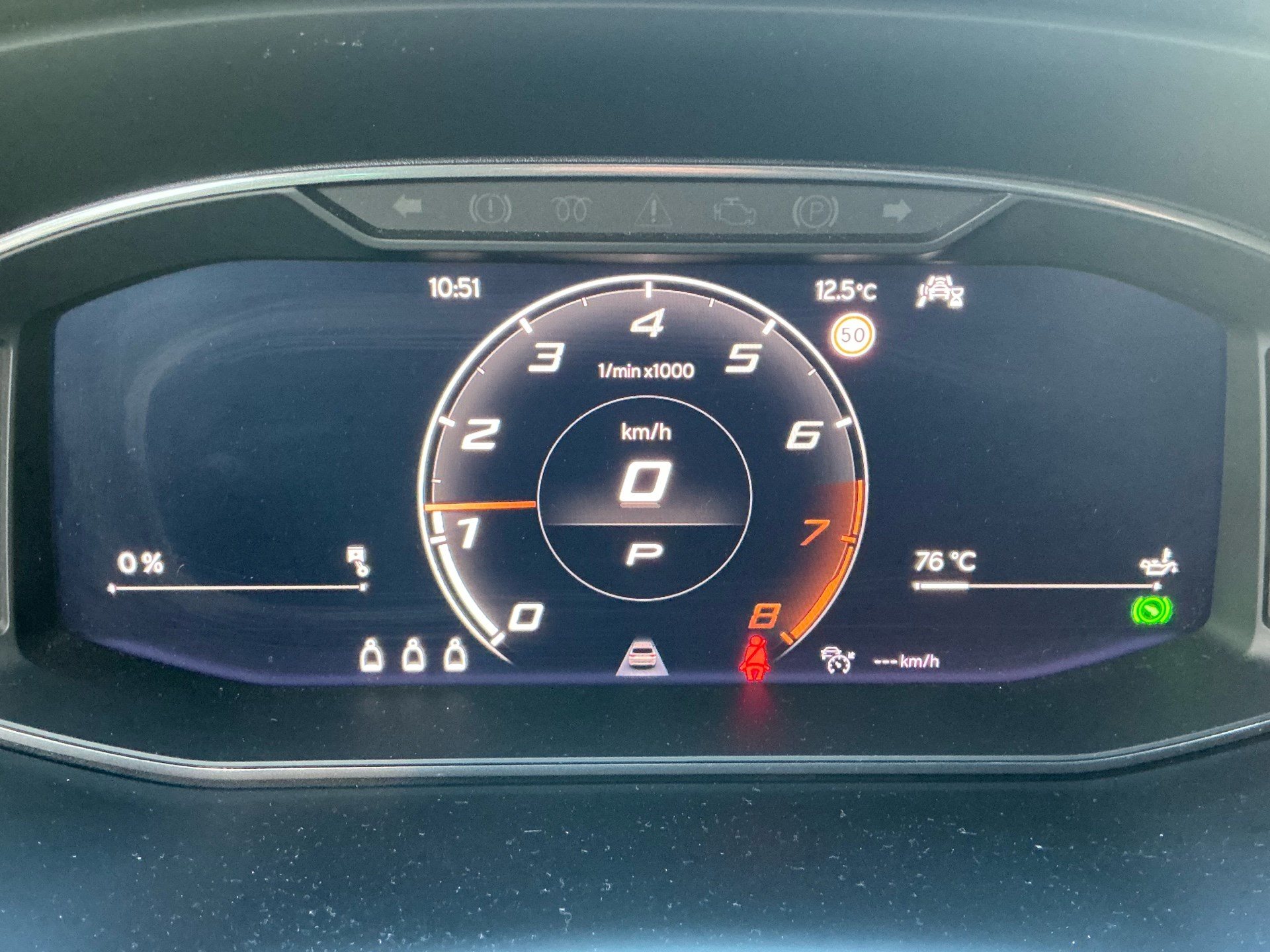 CUPRA Ateca 2.0 TSI 4Drive *** ANHÄNGERKUPPLUNG & PANORAMADACH ***-image-13