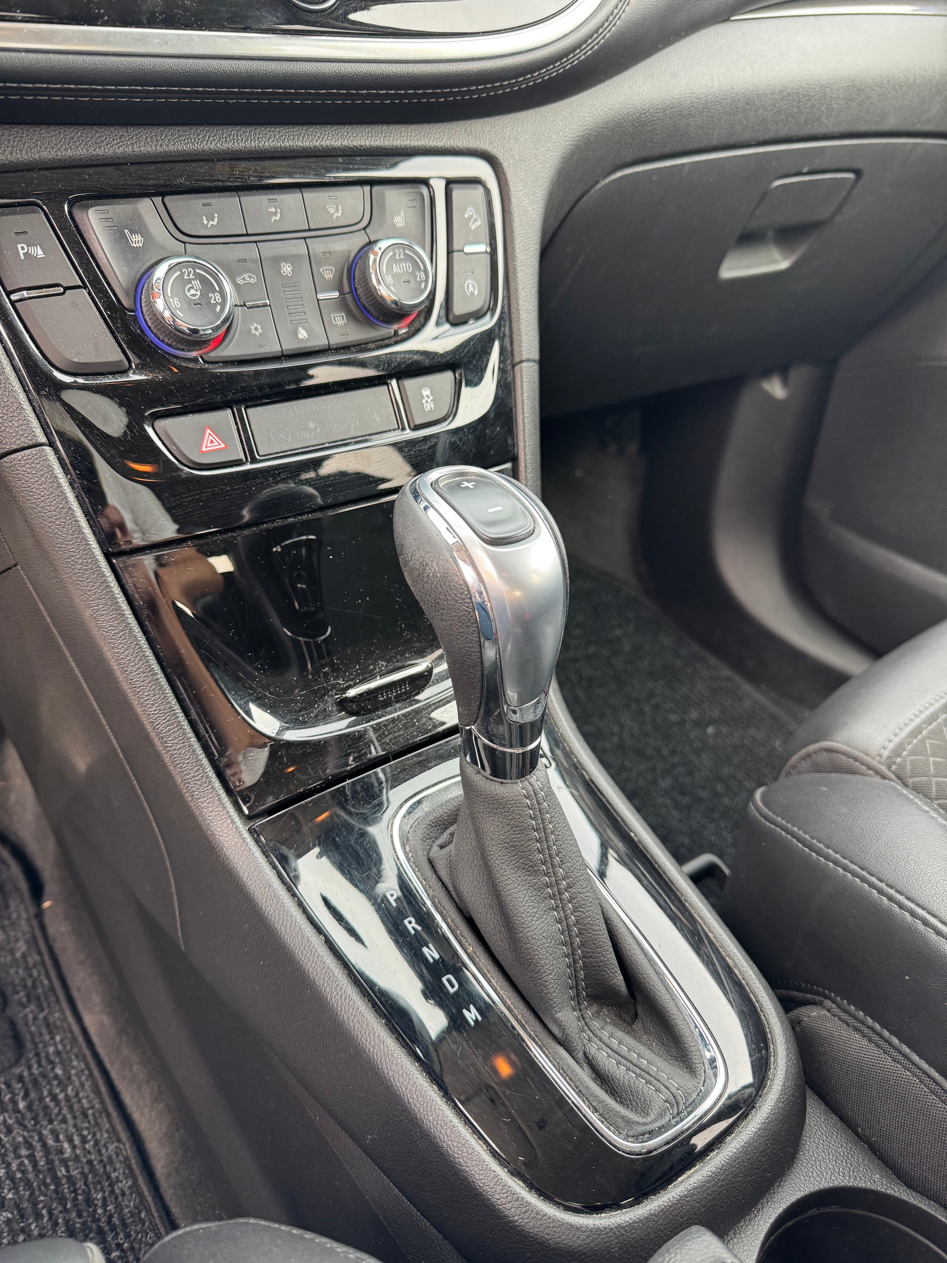 OPEL Mokka X 1.4i 16V Turbo Excellence 4WD Automatik-image-12