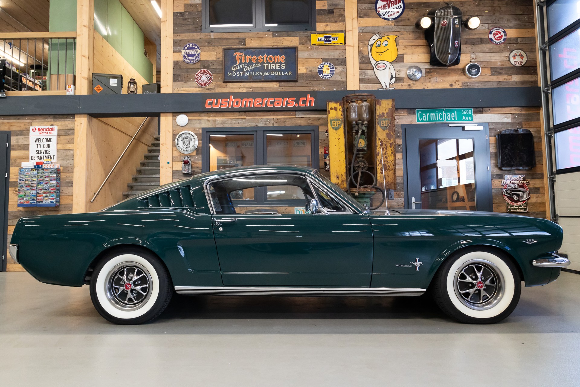 FORD MUSTANG-image-0