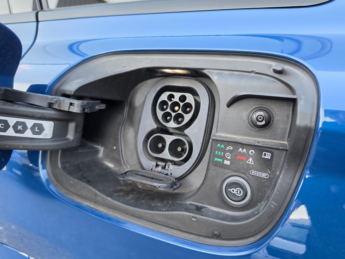 AUDI SQ6 e-tron quattro-image-7