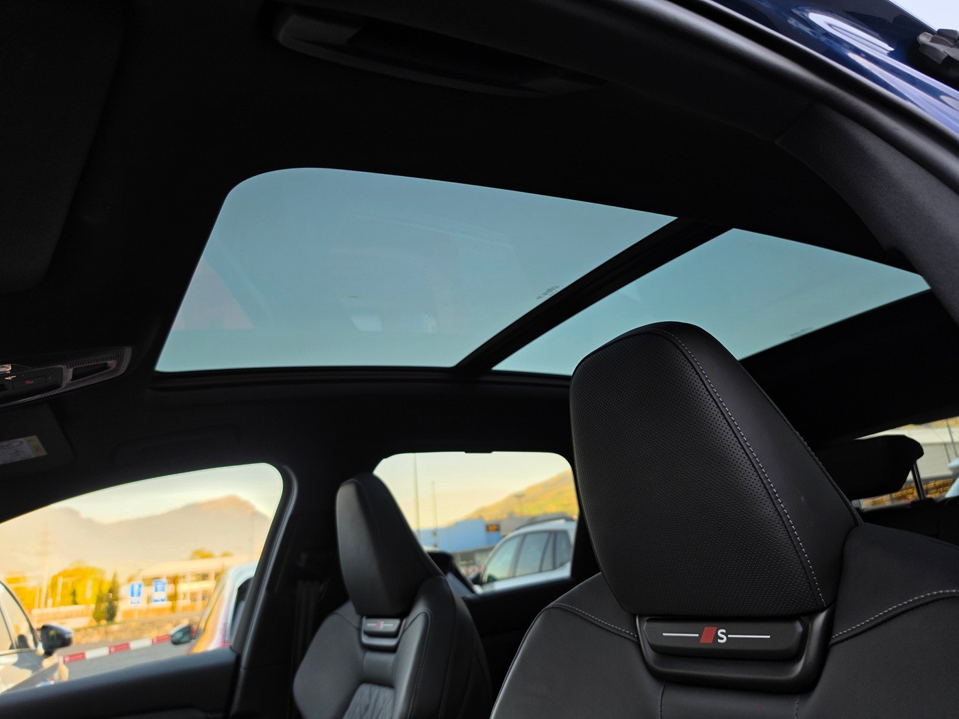 AUDI SQ6 e-tron quattro-image-24