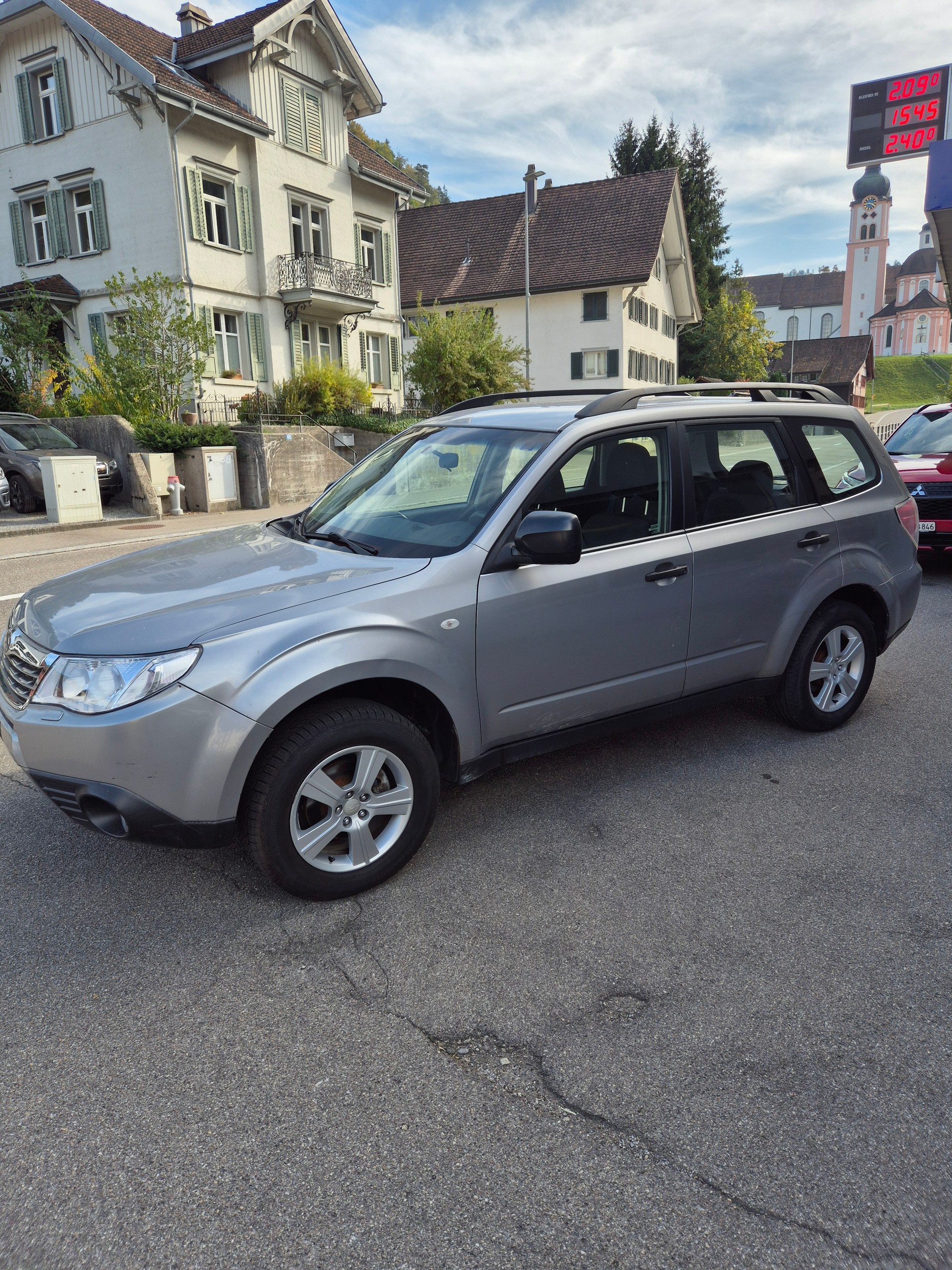 SUBARU Forester 2.0X Swiss Automatic