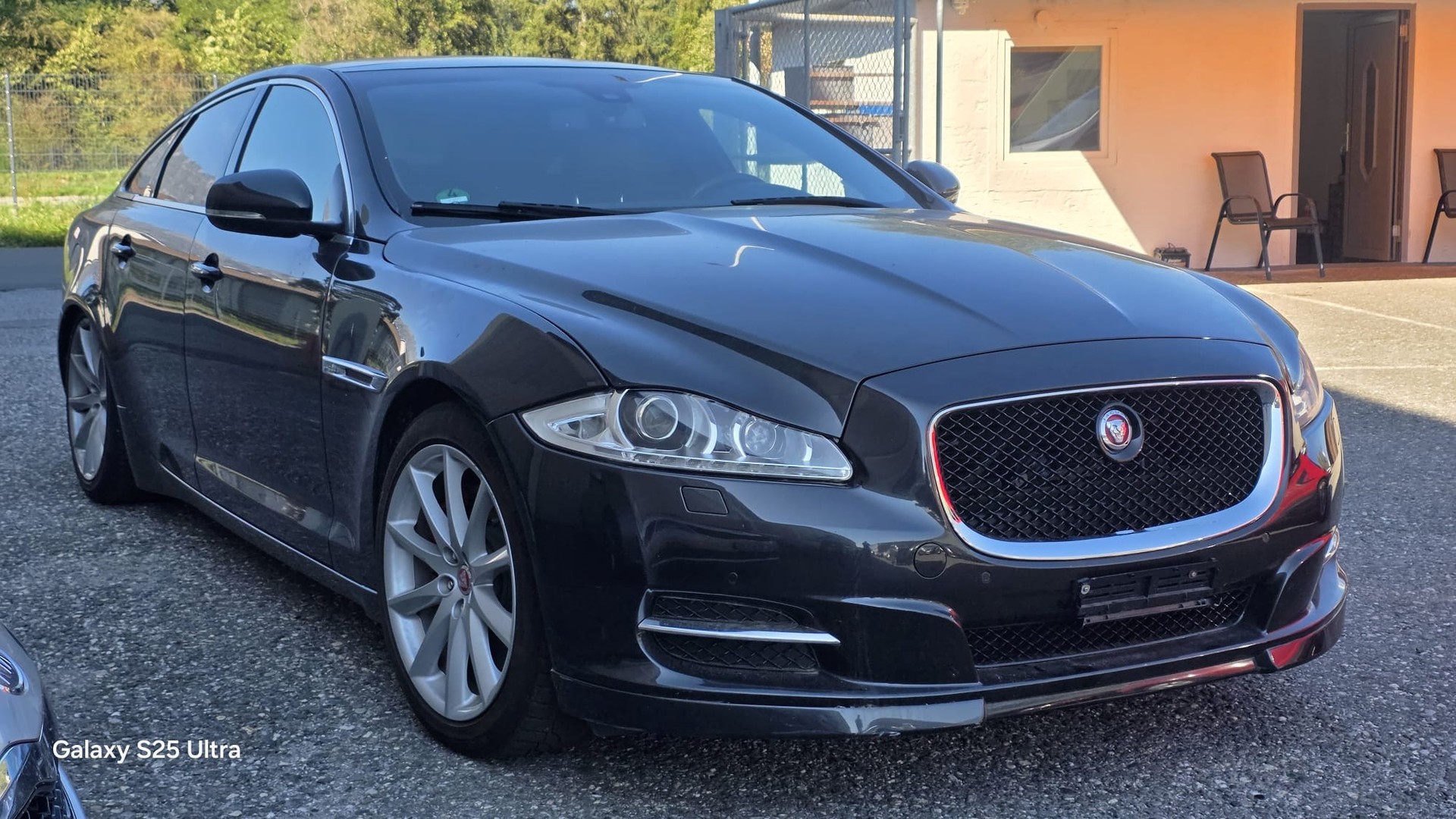 JAGUAR XJ 3.0 V6 S/C Premium Luxury Automatic AWD-image-1