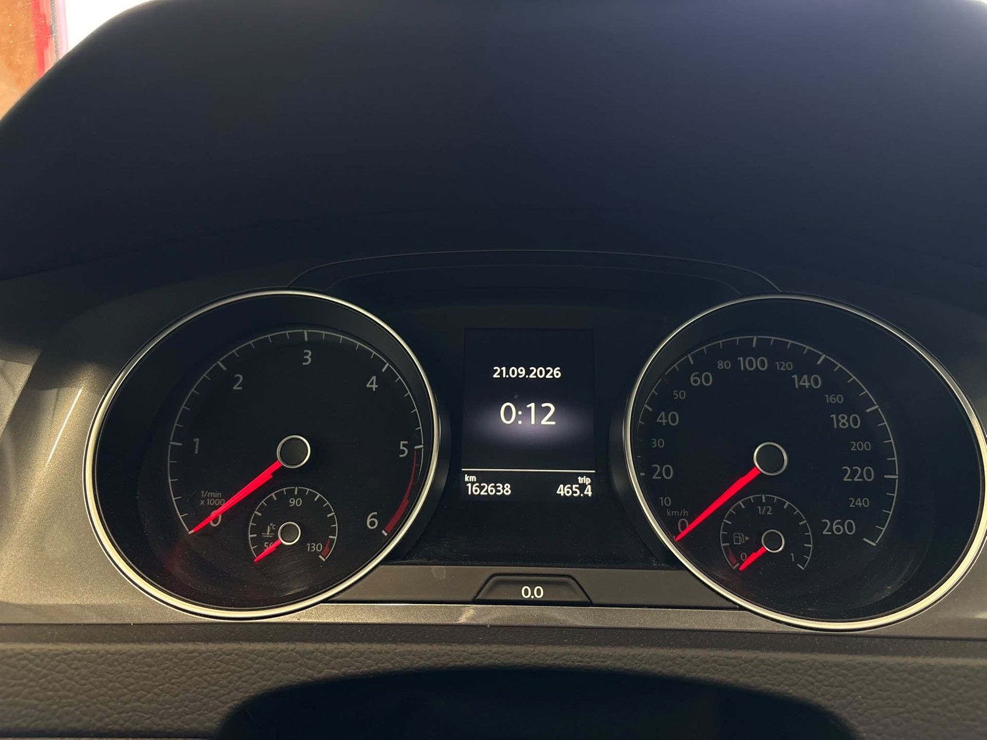 VW Golf 2.0 TDI Alltrack 4Motion-image-15