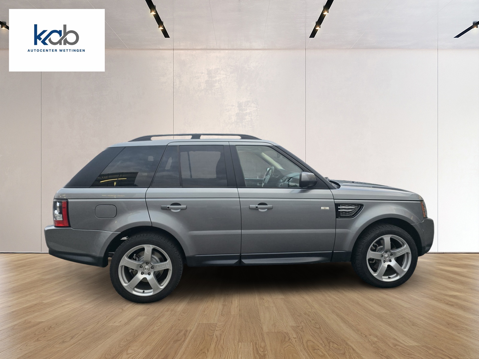 LAND ROVER Range Rover Sport 3.0 TDV6 SE Automatic-image-6