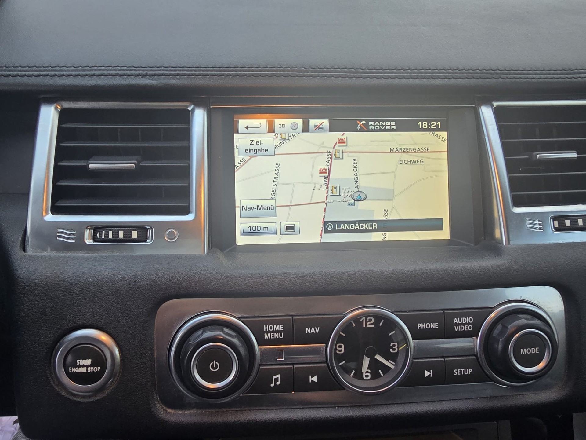 LAND ROVER Range Rover Sport 3.0 TDV6 SE Automatic-image-9