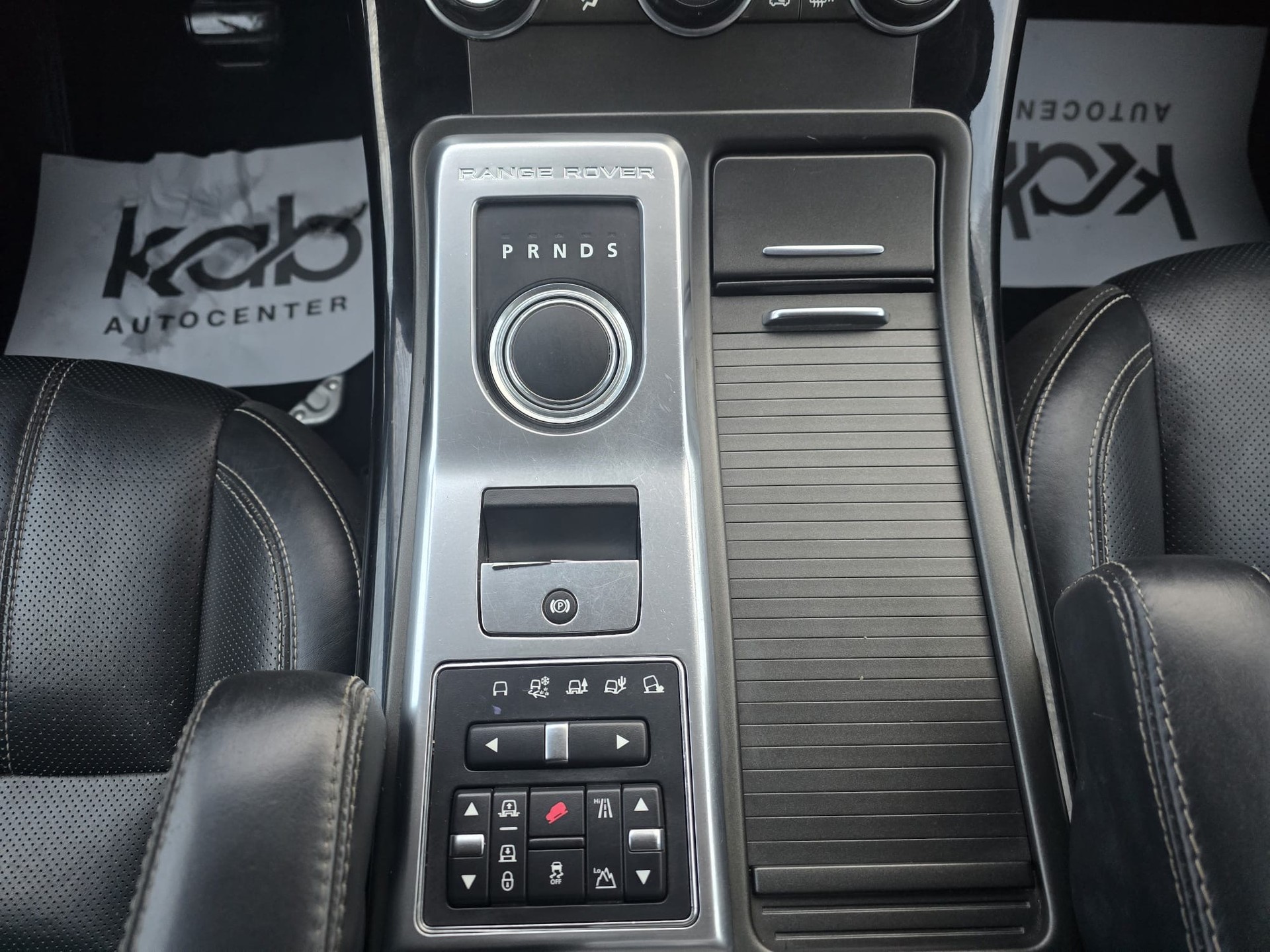 LAND ROVER Range Rover Sport 3.0 TDV6 SE Automatic-image-10