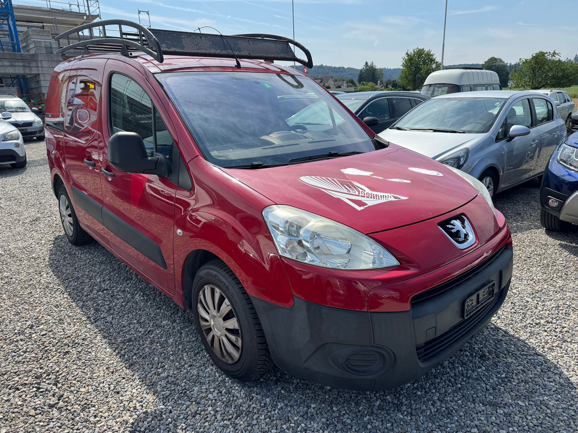 PEUGEOT Partner 1.6i Urban Pack-image-2