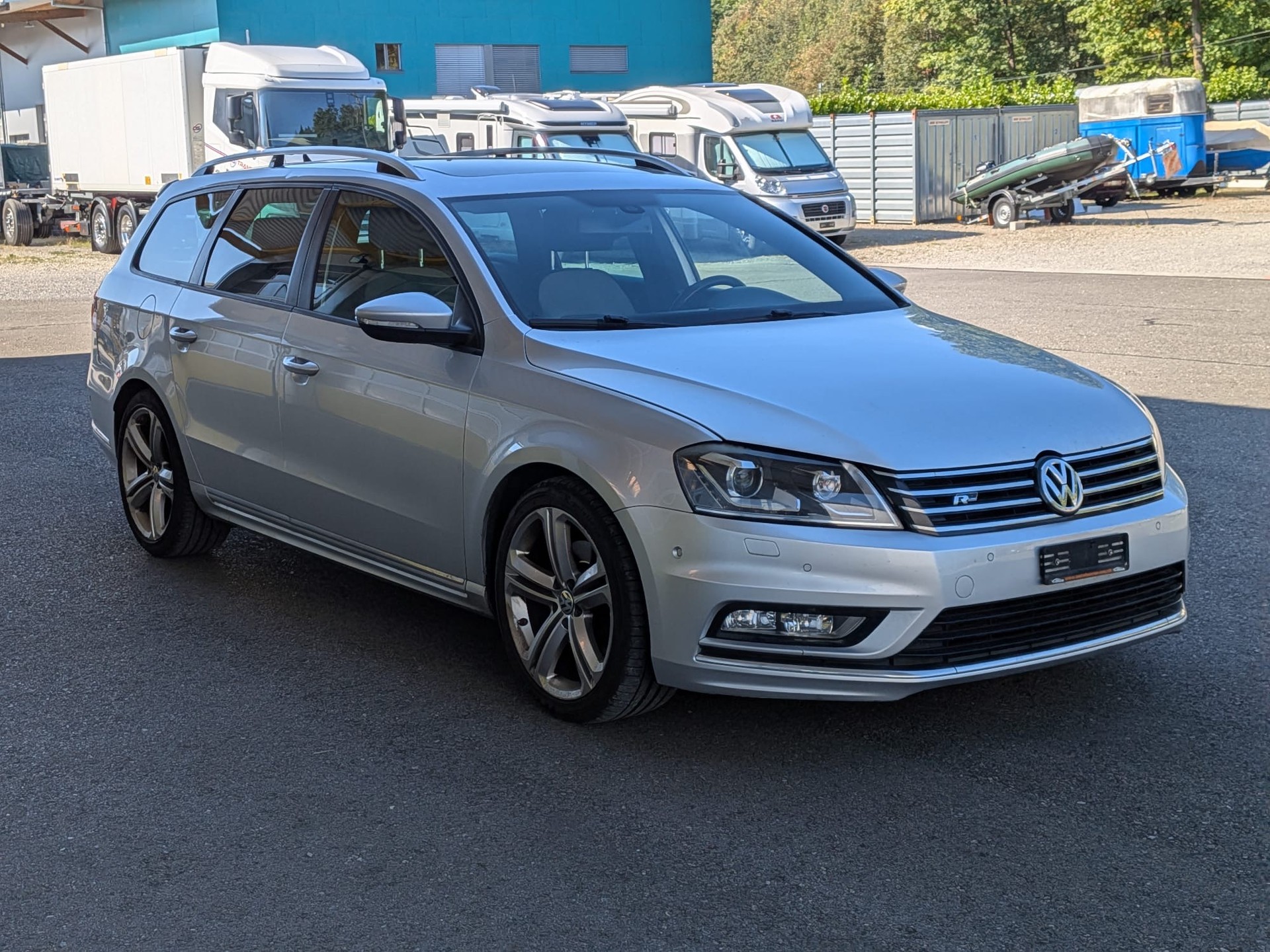 VW Passat Variant 2.0 TSI R-Line DSG-image-1