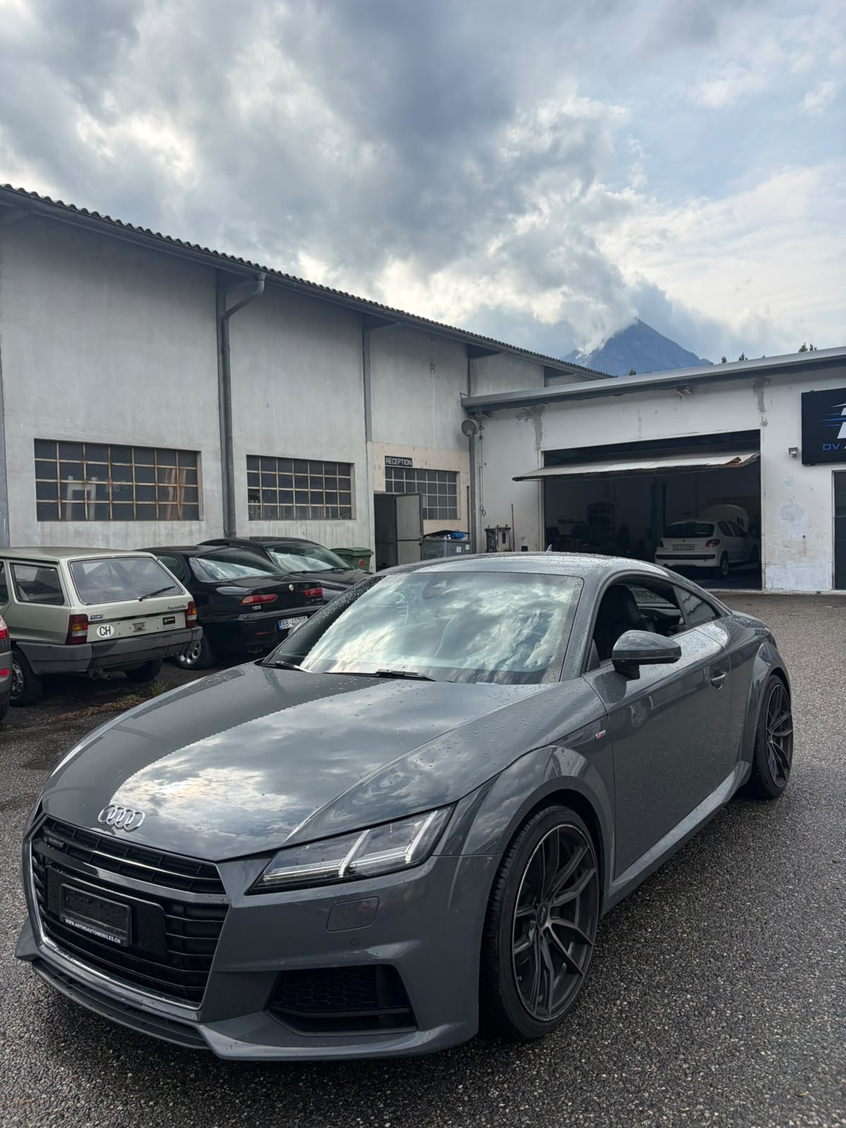 AUDI TT Coupé 2.0 TFSI quattro S-tronic-image-2