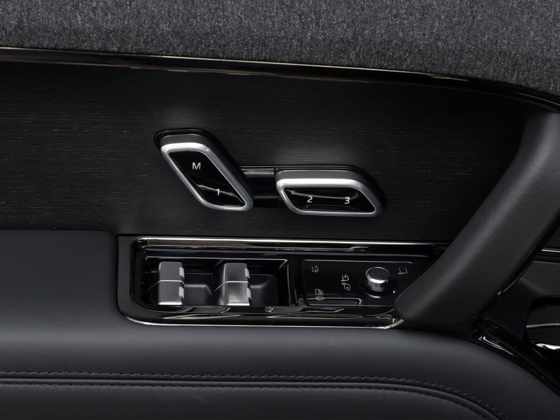 LAND ROVER Range Rover Sport 3.0 I6 P460e HSE Dynamic-image-24