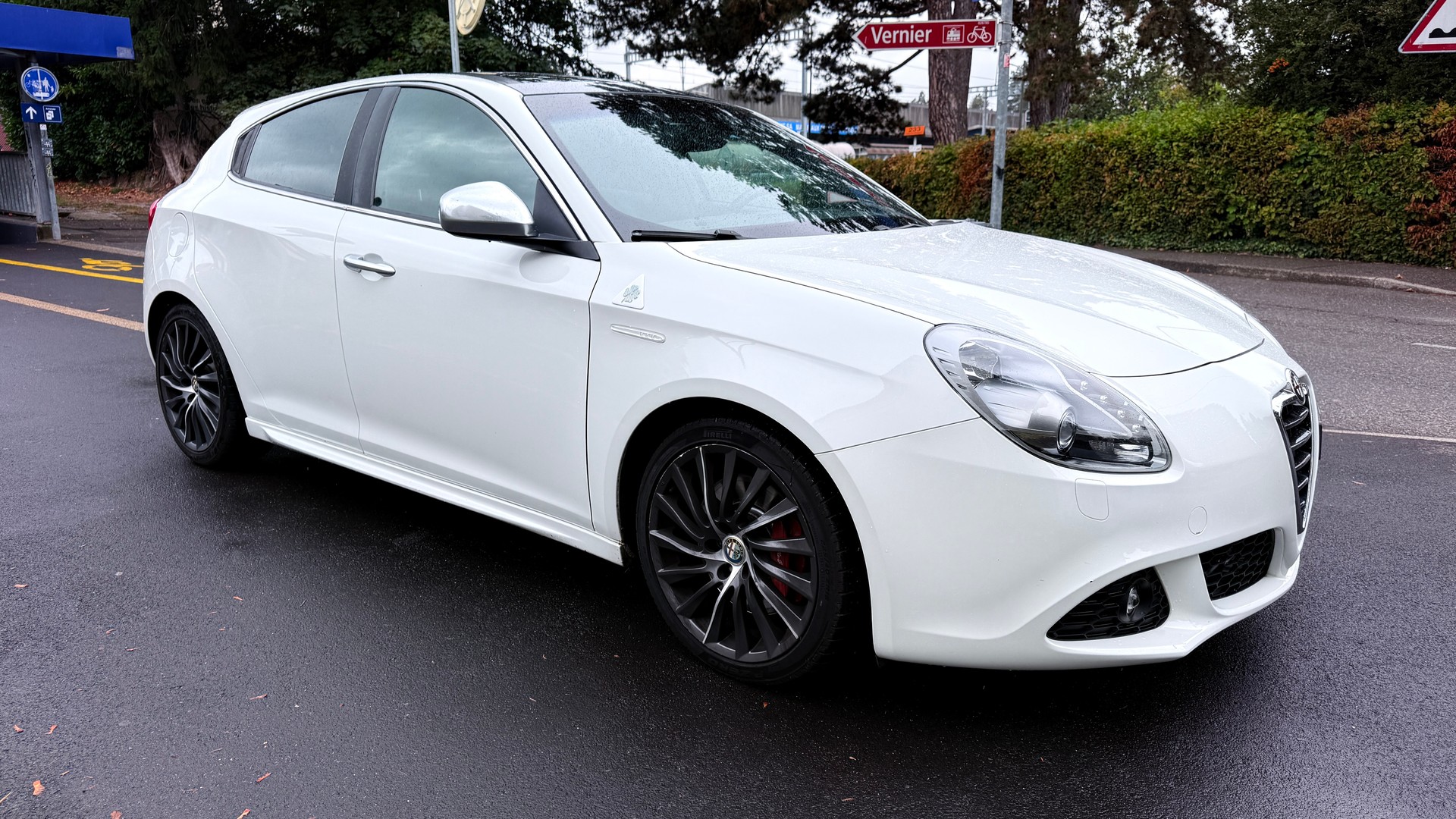 ALFA ROMEO Giulietta 1750 TBi Quadrifoglio Verde-image-2