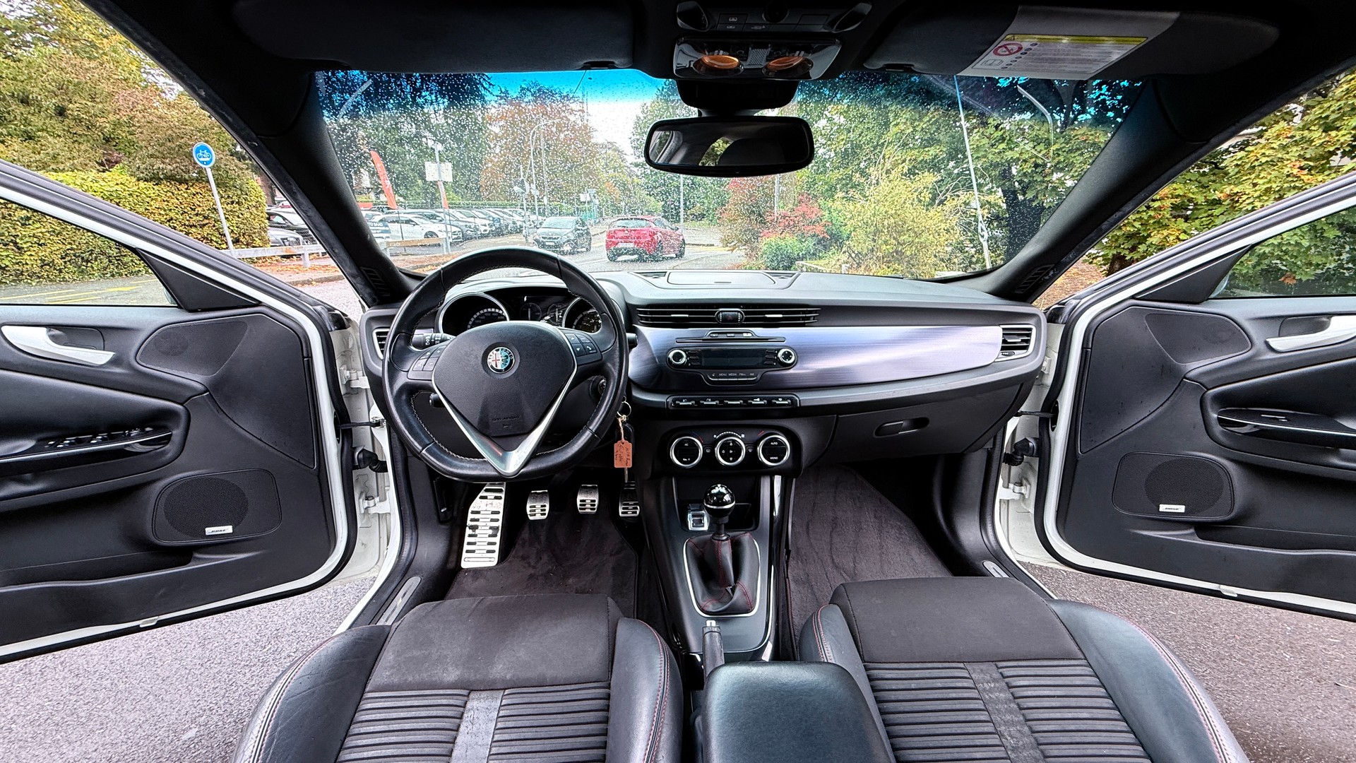 ALFA ROMEO Giulietta 1750 TBi Quadrifoglio Verde-image-8