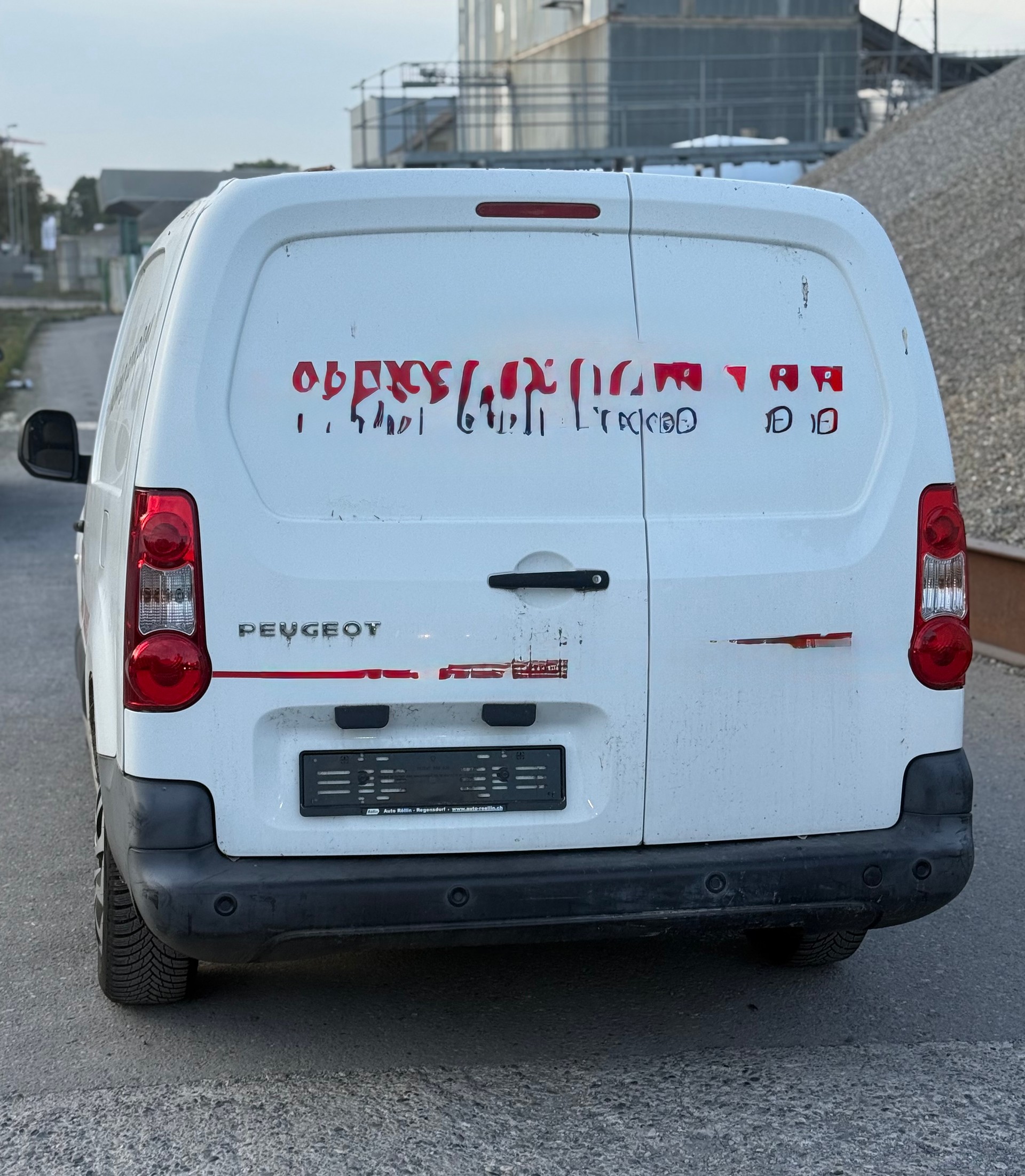 PEUGEOT Partner 1.6 e-HDI Urban KLIMA-image-4