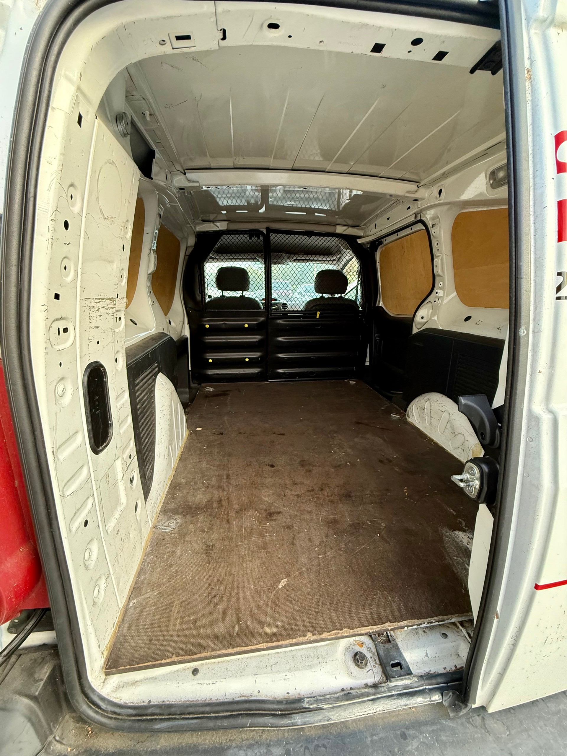 PEUGEOT Partner 1.6 e-HDI Urban KLIMA-image-14