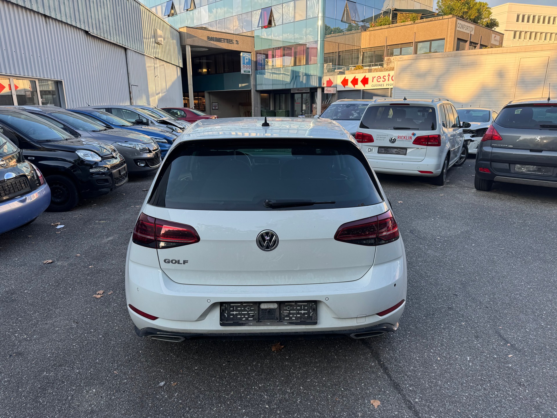 VW Golf 1.5 TSI EVO R-Line DSG-image-10