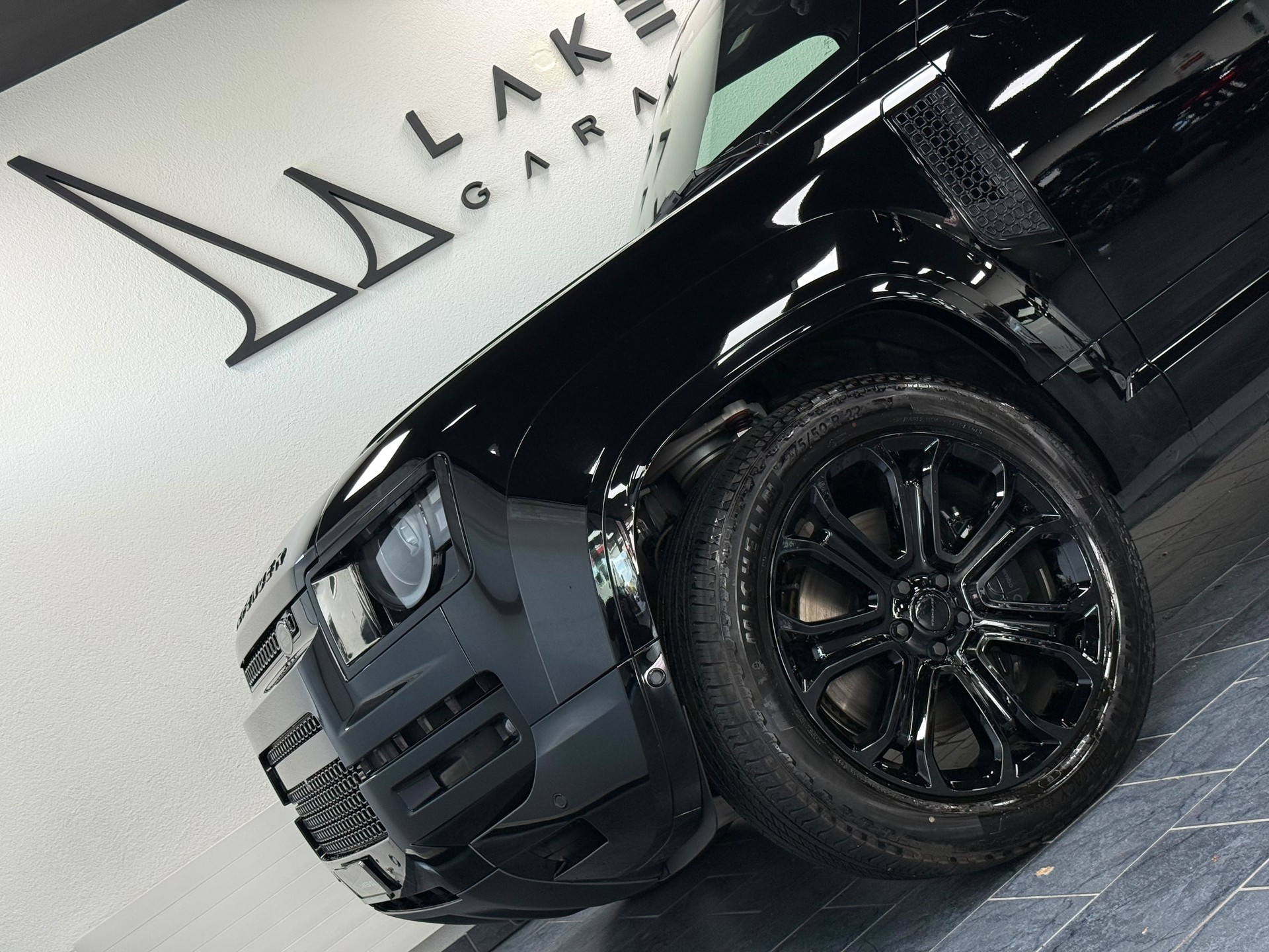 LAND ROVER Defender 110 635 V8 4.4 Octa Black AT8-image-7