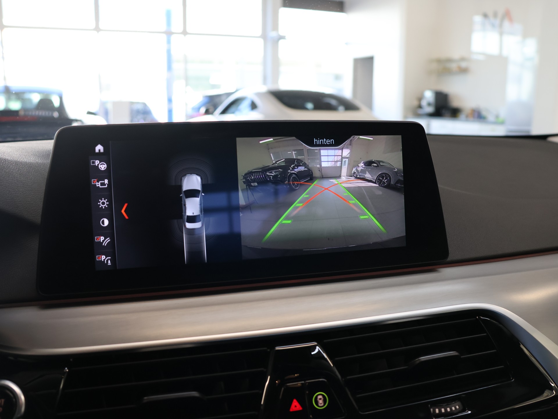 BMW 520d xDrive Sport Line Steptronic *BLACK-SAPPHIRE*-image-15