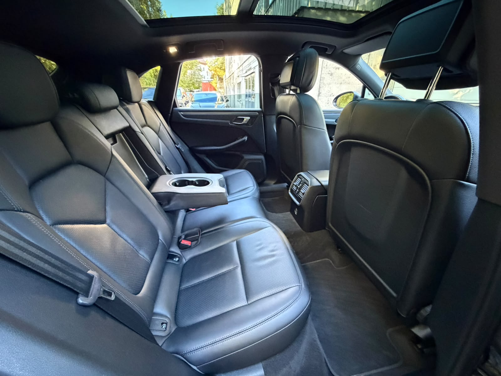 PORSCHE Macan PDK-image-22