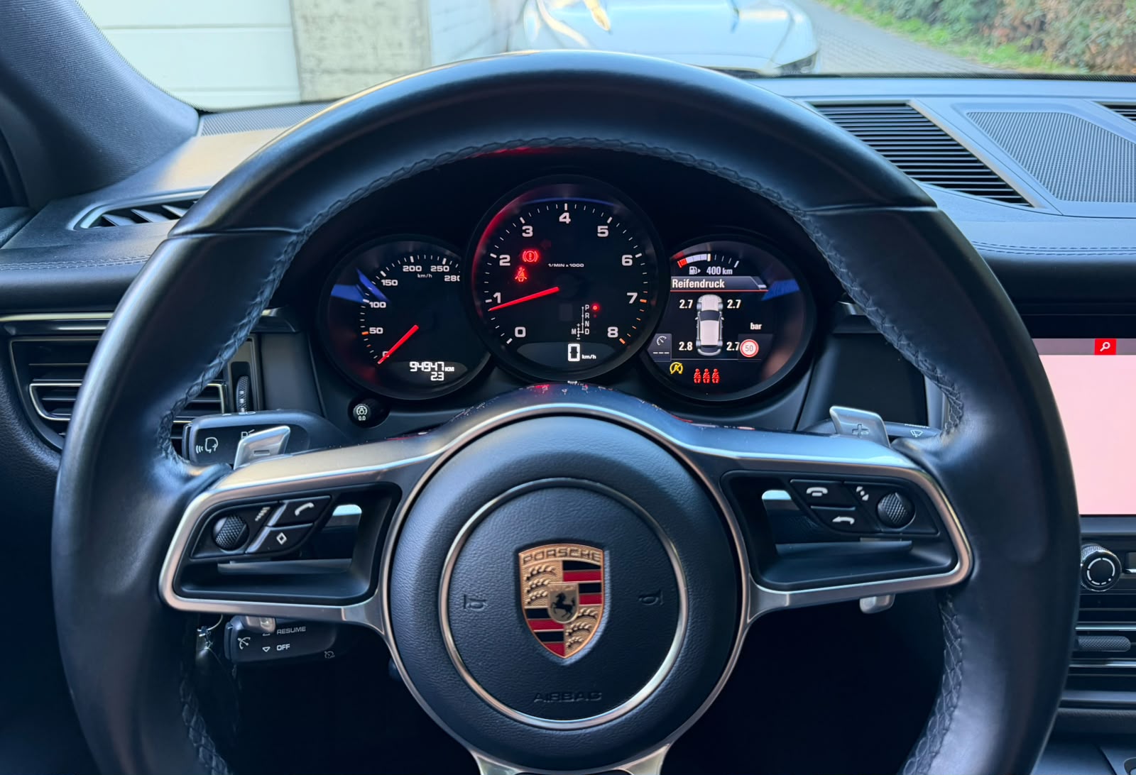 PORSCHE Macan PDK-image-13
