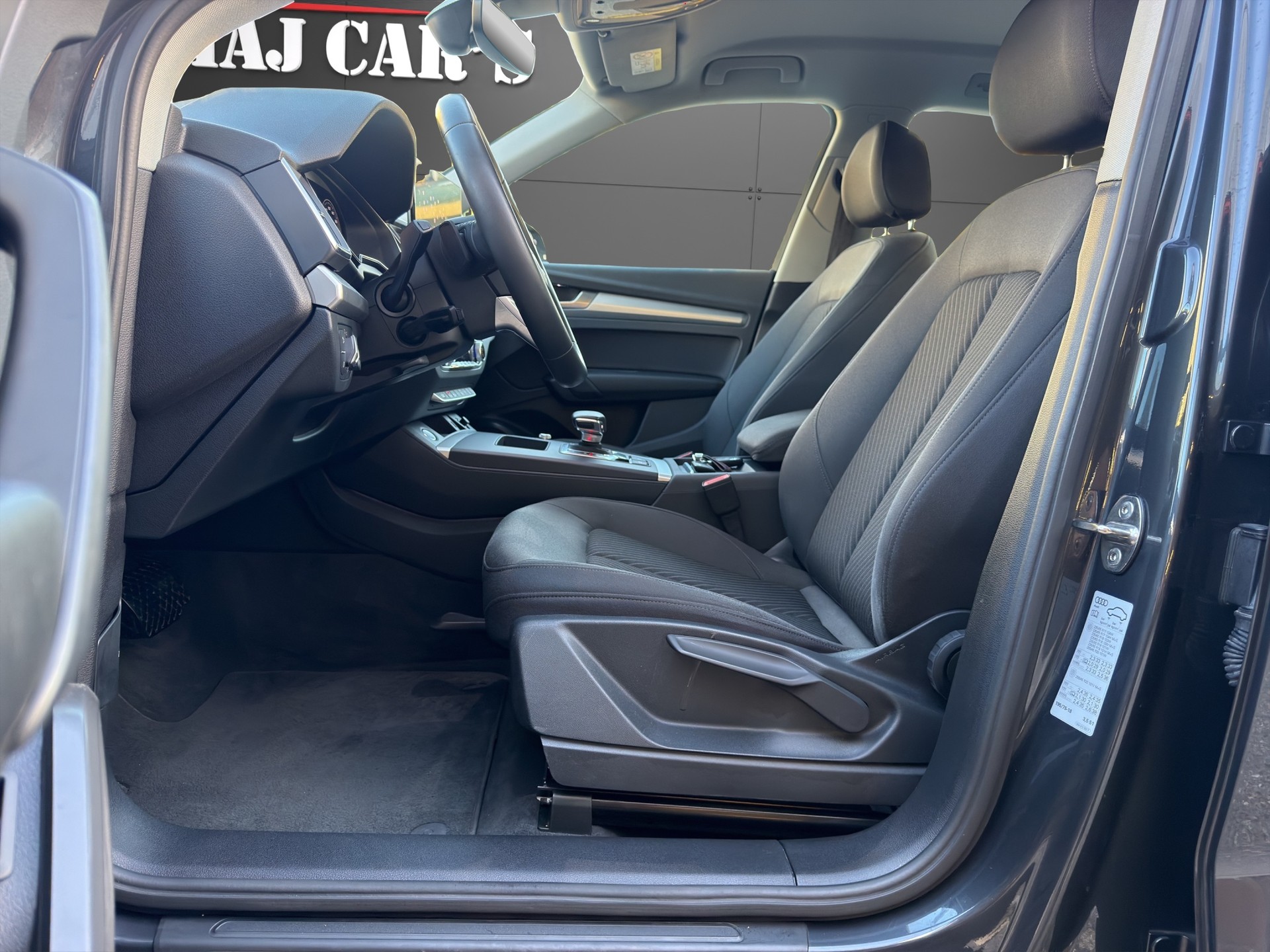 AUDI Q5 40 TDI quattro S-tronic 204ps MFK/Garantie-image-12