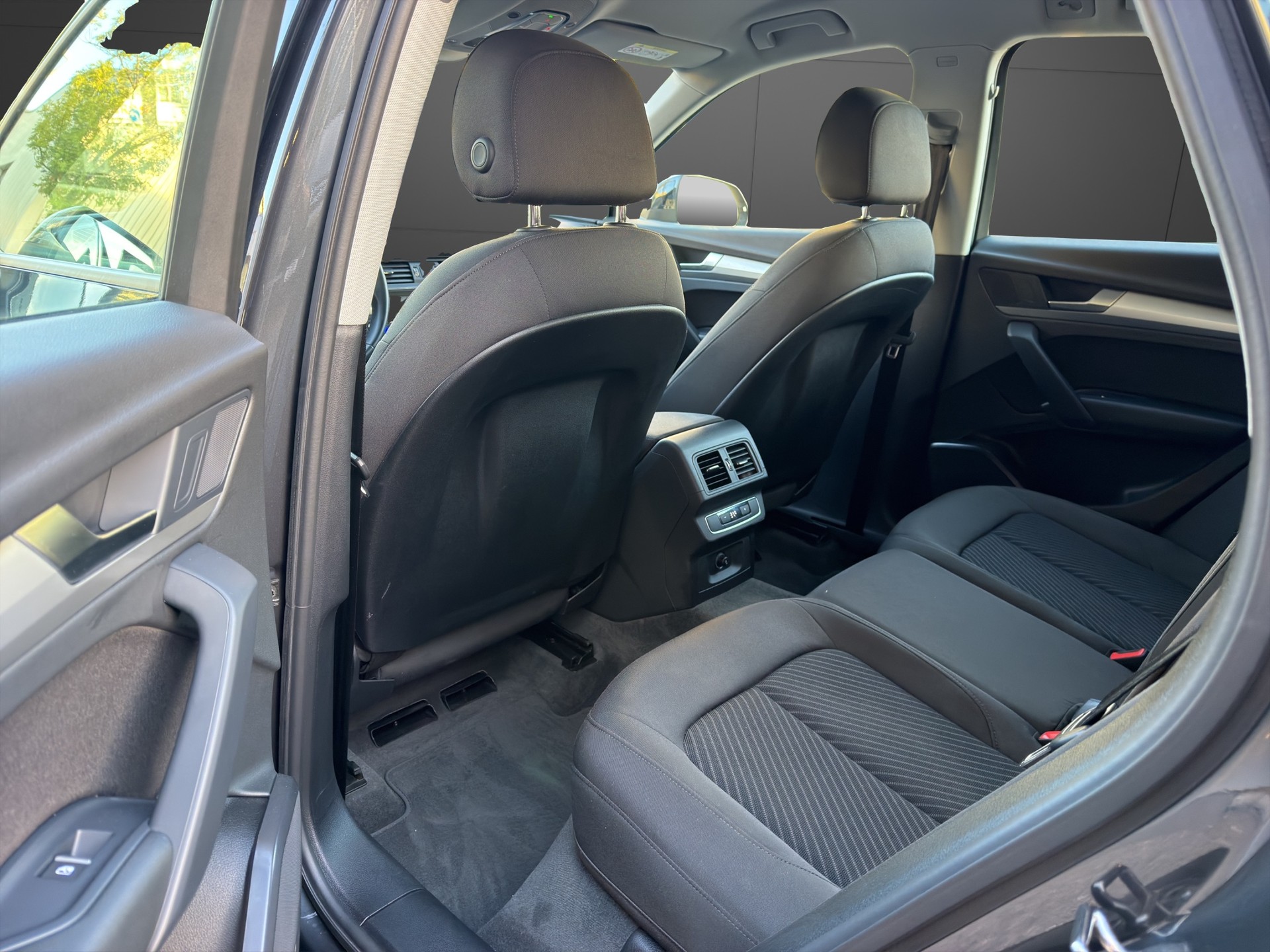 AUDI Q5 40 TDI quattro S-tronic 204ps MFK/Garantie-image-13