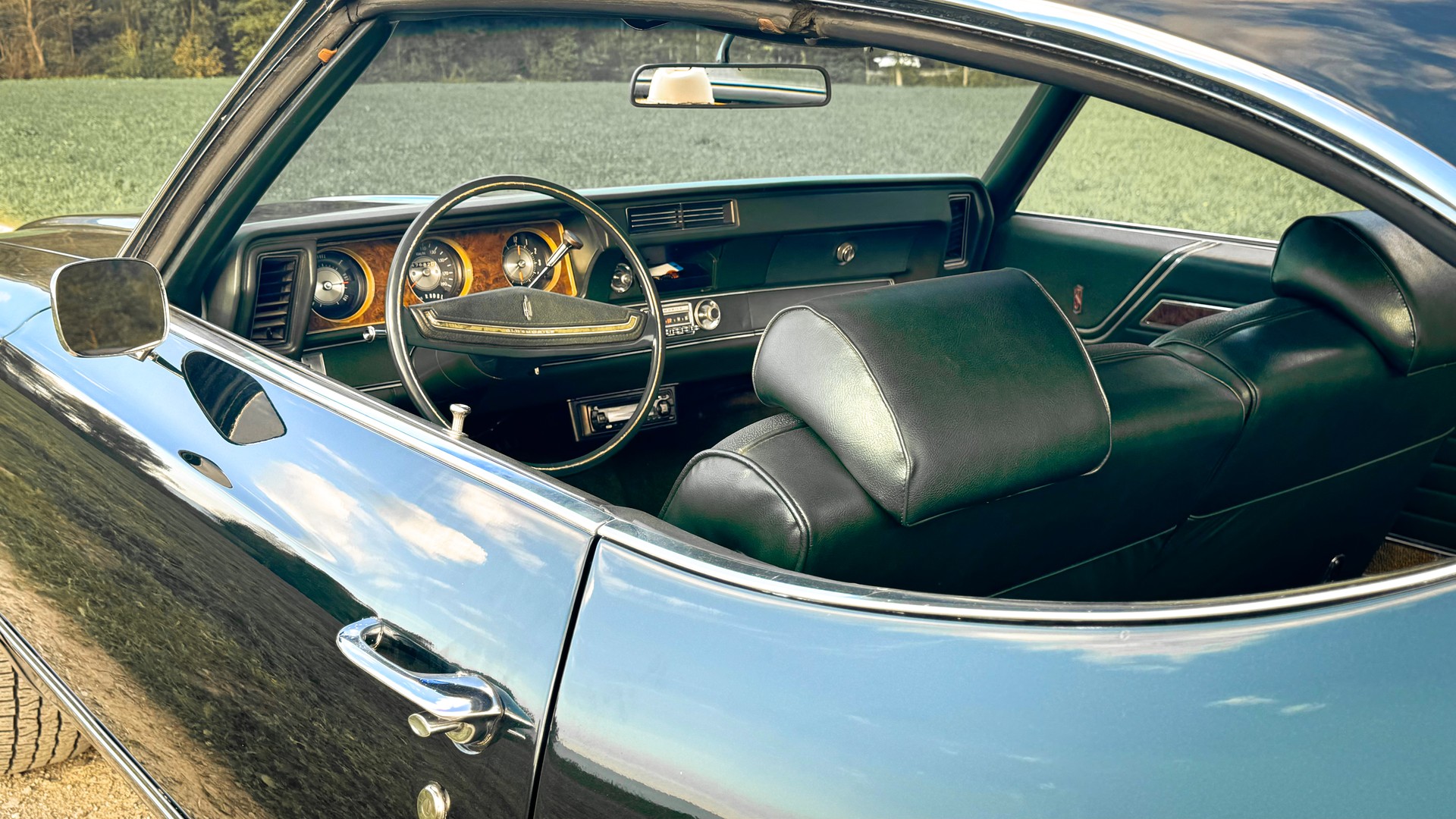 OLDSMOBILE CUTLASS Cutlass S 350-image-2