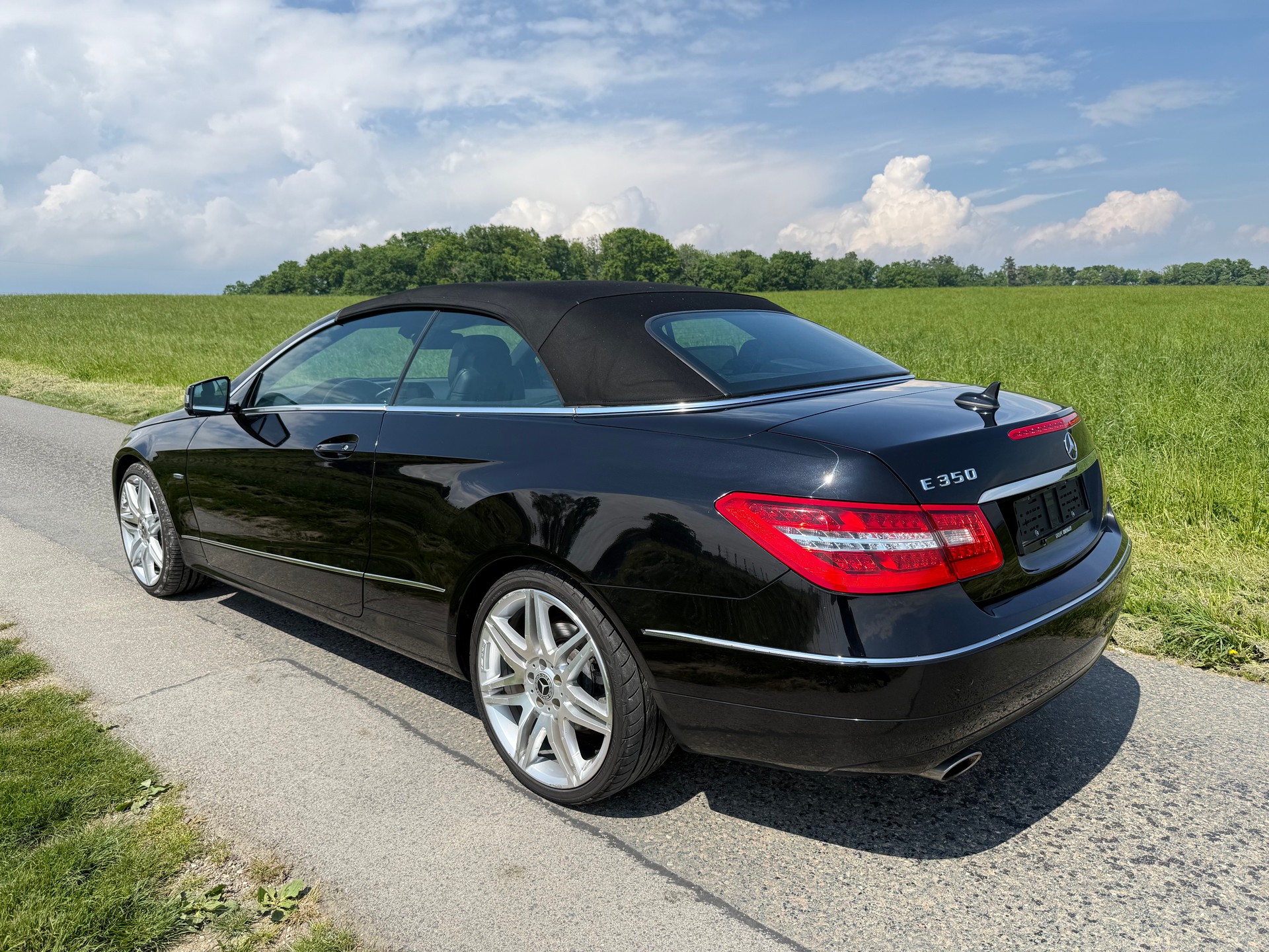 MERCEDES-BENZ E 350 CGI BlueEfficiency 7G-Tronic-image-6