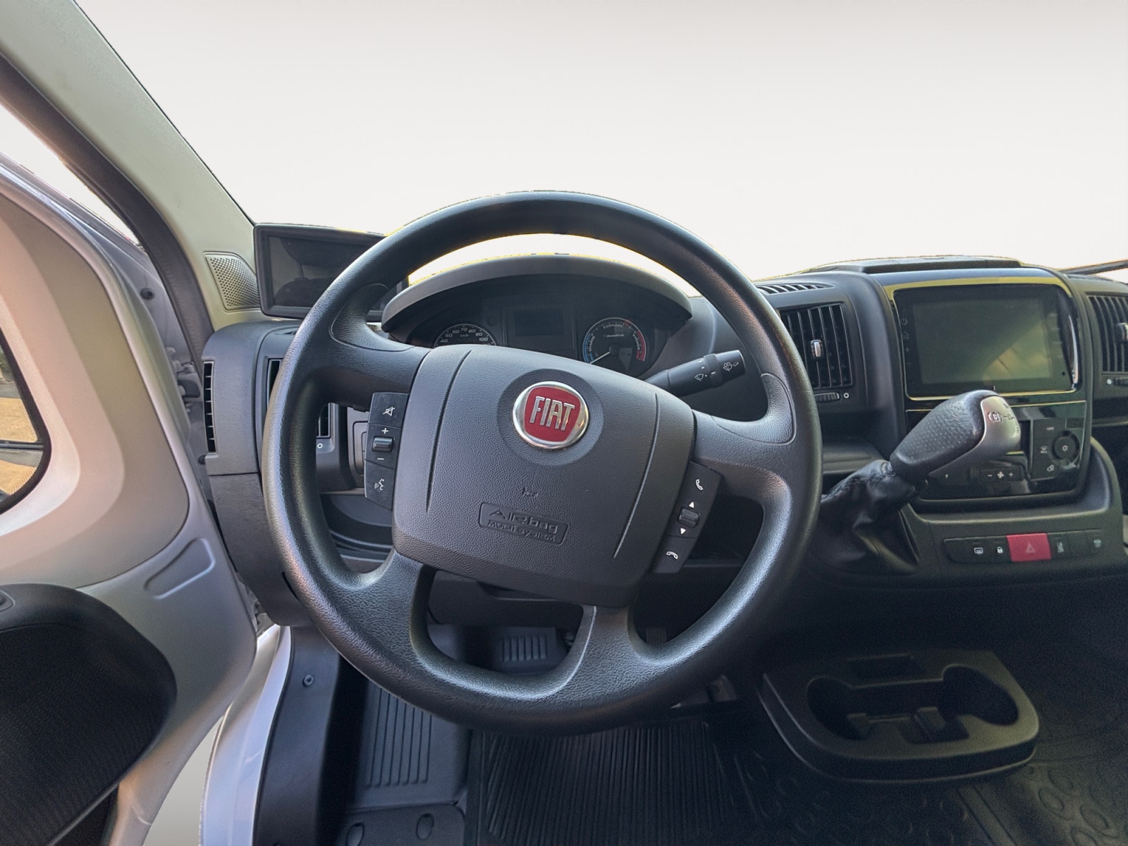 FIAT E-Ducato 35 47kWh L3H2-image-6
