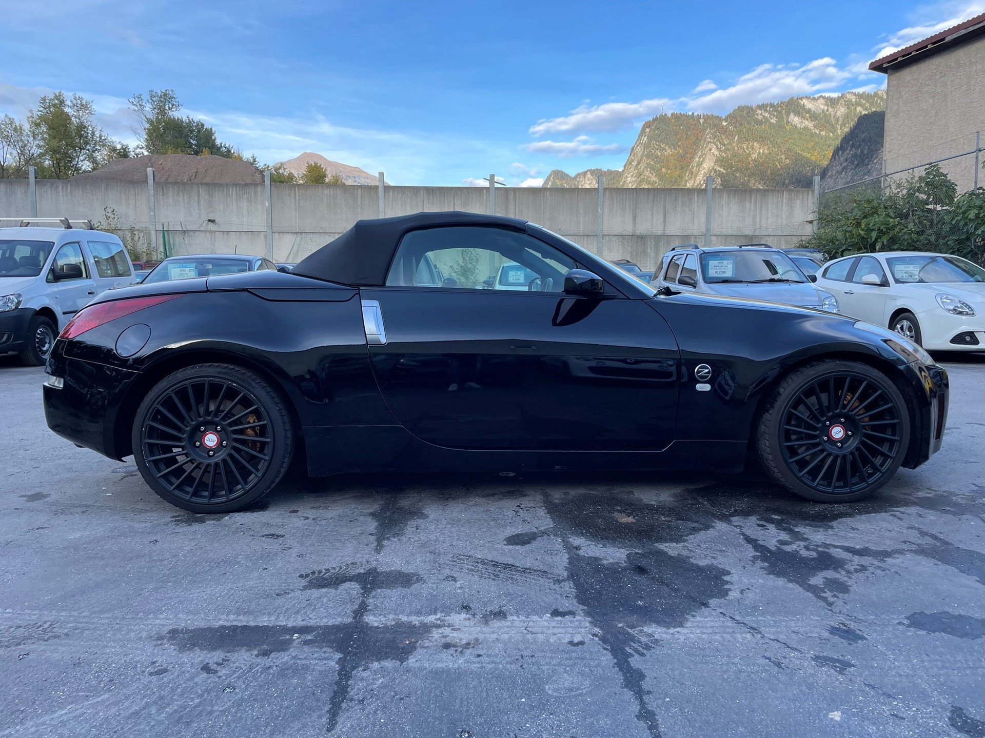 NISSAN 350 Z Roadster-image-2