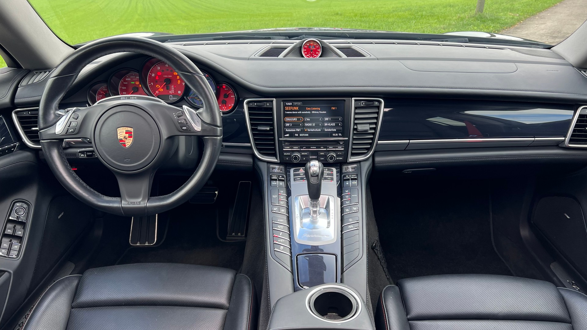 PORSCHE Panamera 4S 3.0 PDK-image-4