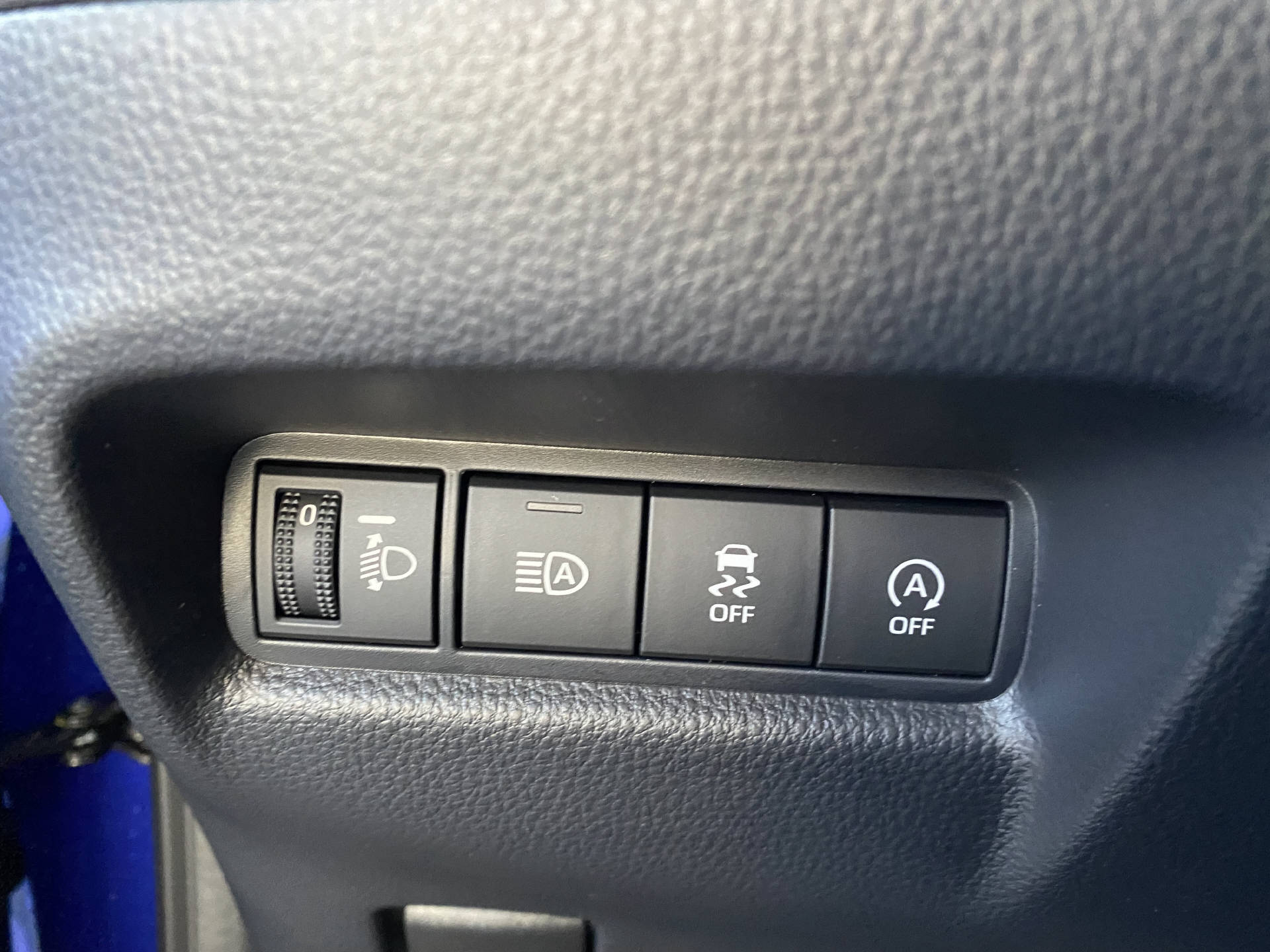 TOYOTA Aygo X 1.0 VVT-i Trend-image-10