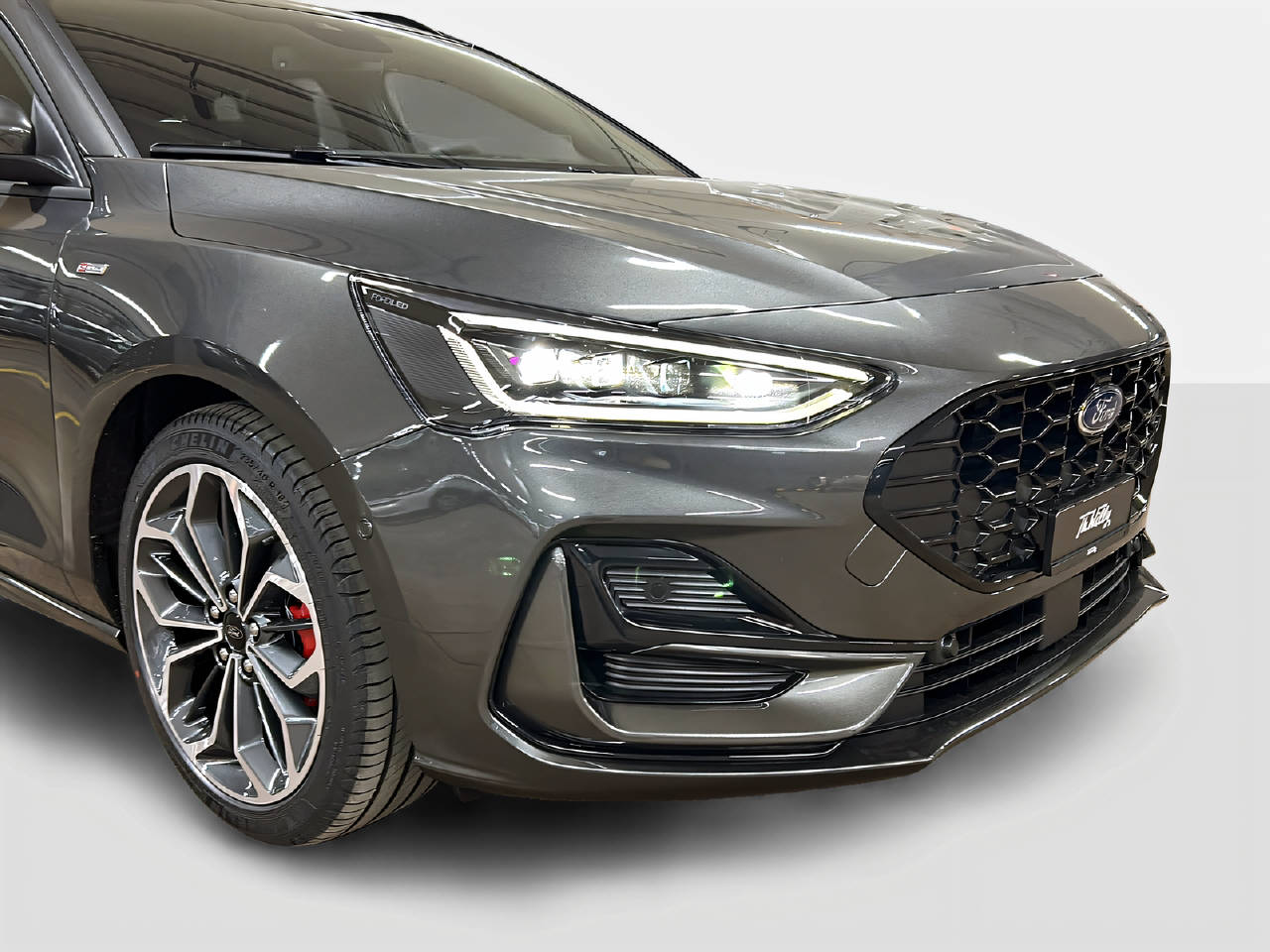 FORD Focus Station Wagon 1.0i EcoB Hybrid 155 ST-Line X-image-14