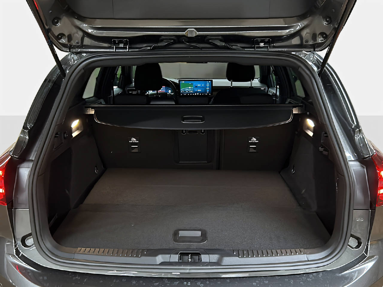 FORD Focus Station Wagon 1.0i EcoB Hybrid 155 ST-Line X-image-13