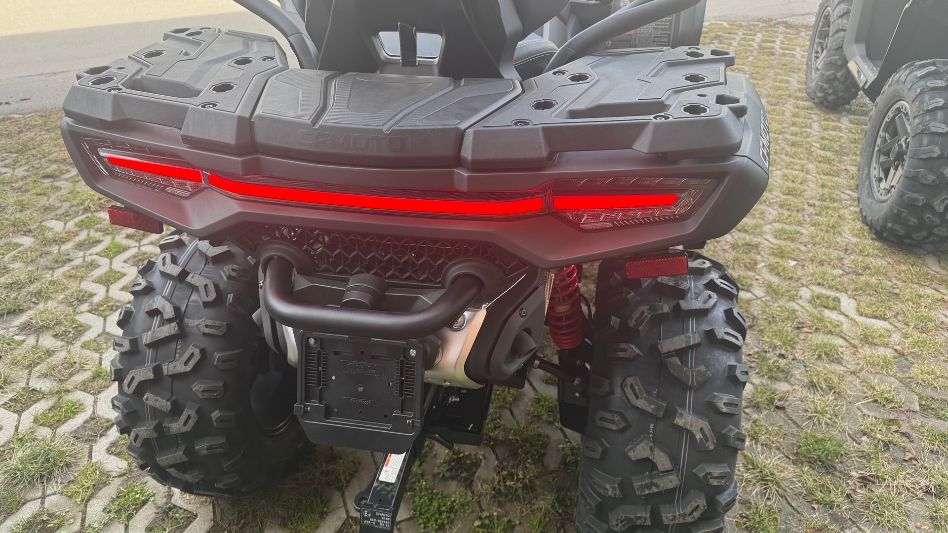 CF MOTO C Force 1000 Touring-image-1