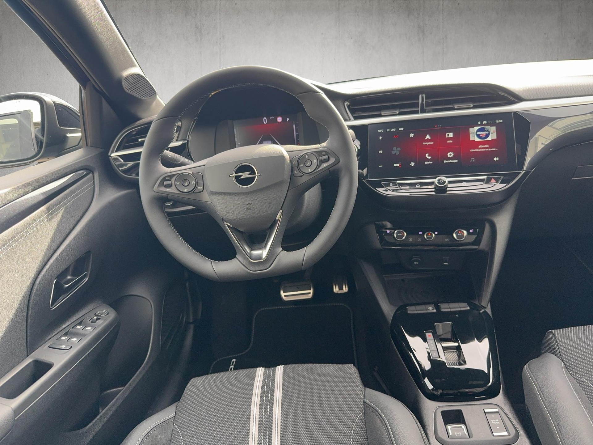 OPEL Corsa-e 156 GS-image-14