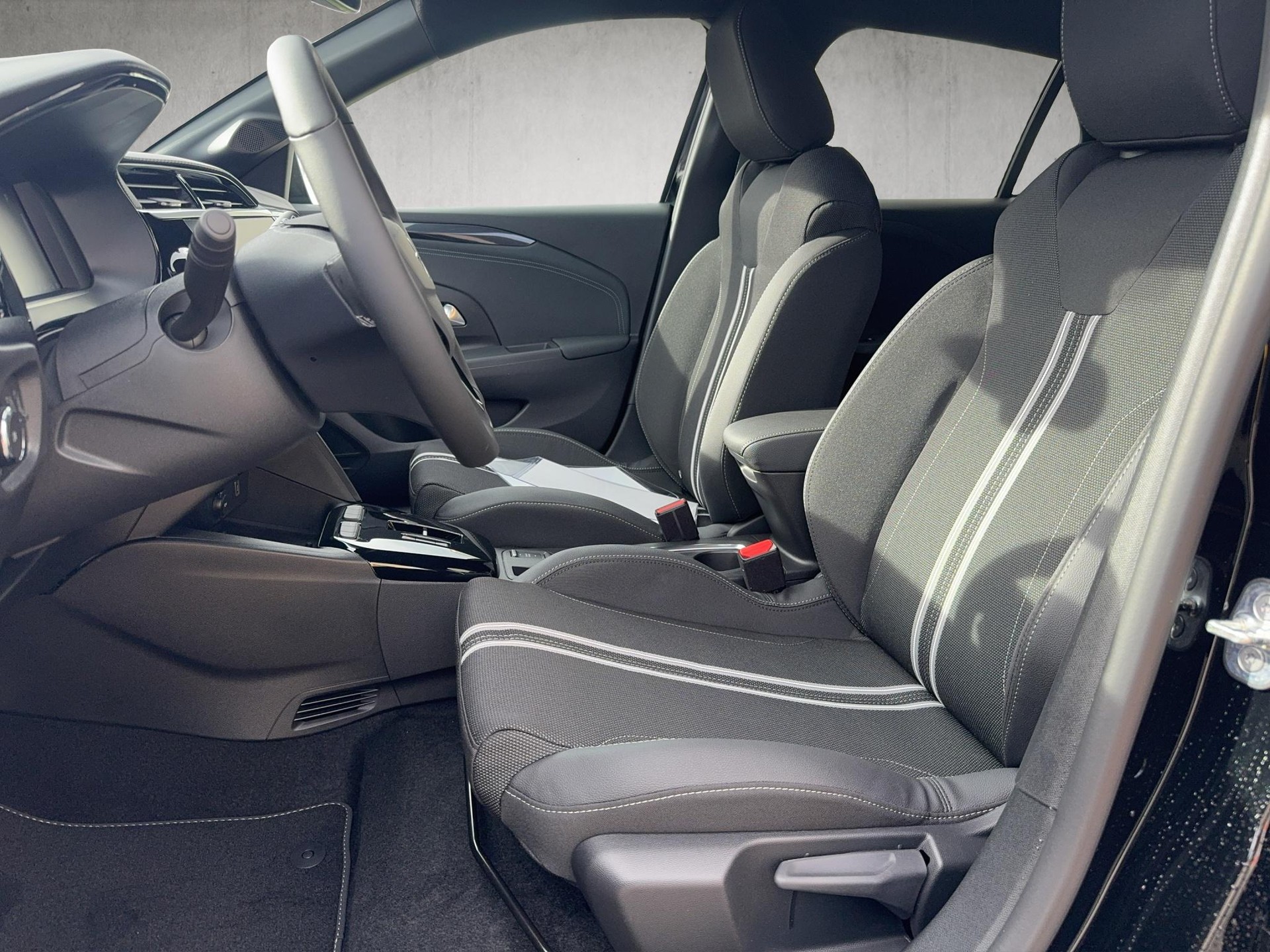 OPEL Corsa-e 156 GS-image-10