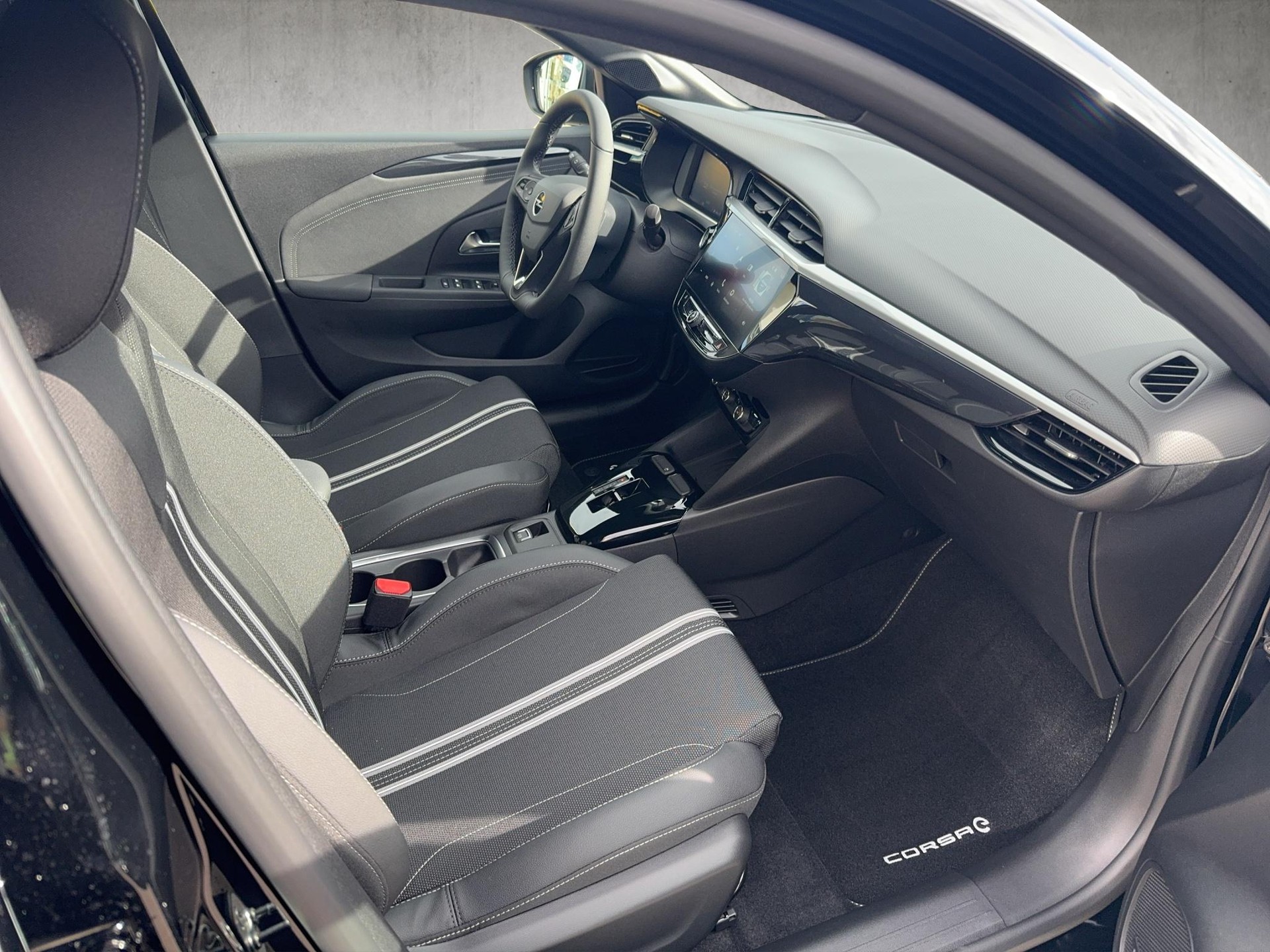 OPEL Corsa-e 156 GS-image-9