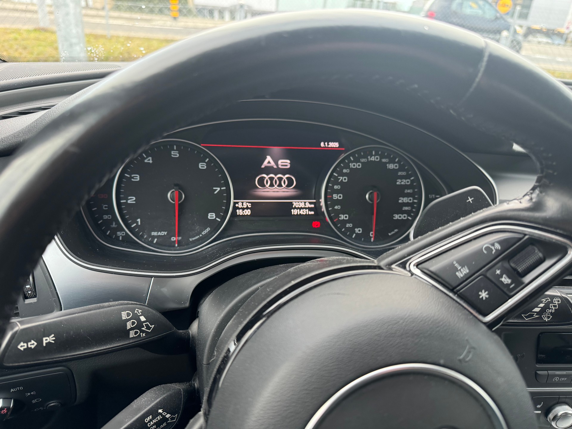 AUDI A6 Avant 3.0 TFSI V6 quattro S-tronic-image-11